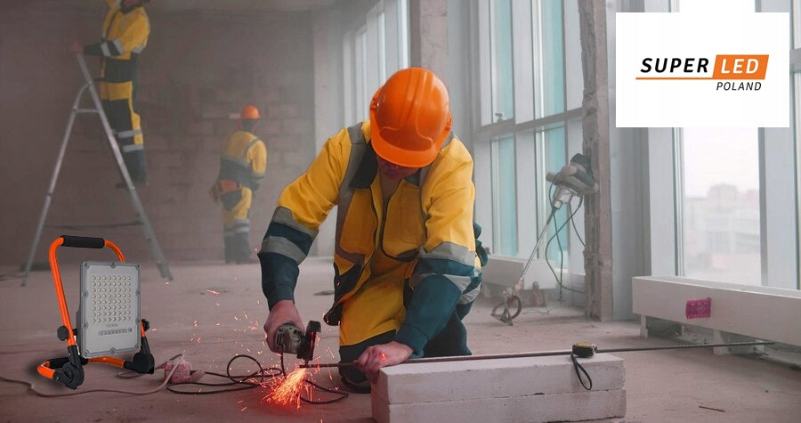 Halogen LED Construction Working 30W Floodlight Portable Battery Brightness 3500 lm