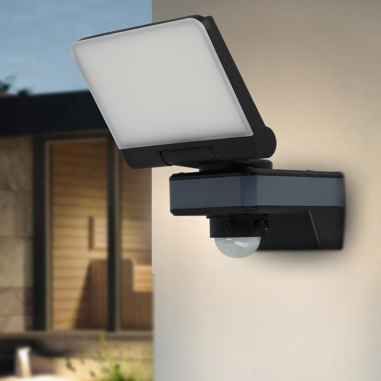 Halogen LED Floodlight 44W Garden Facade Lamp with Motion Sensor Light source power 44 W