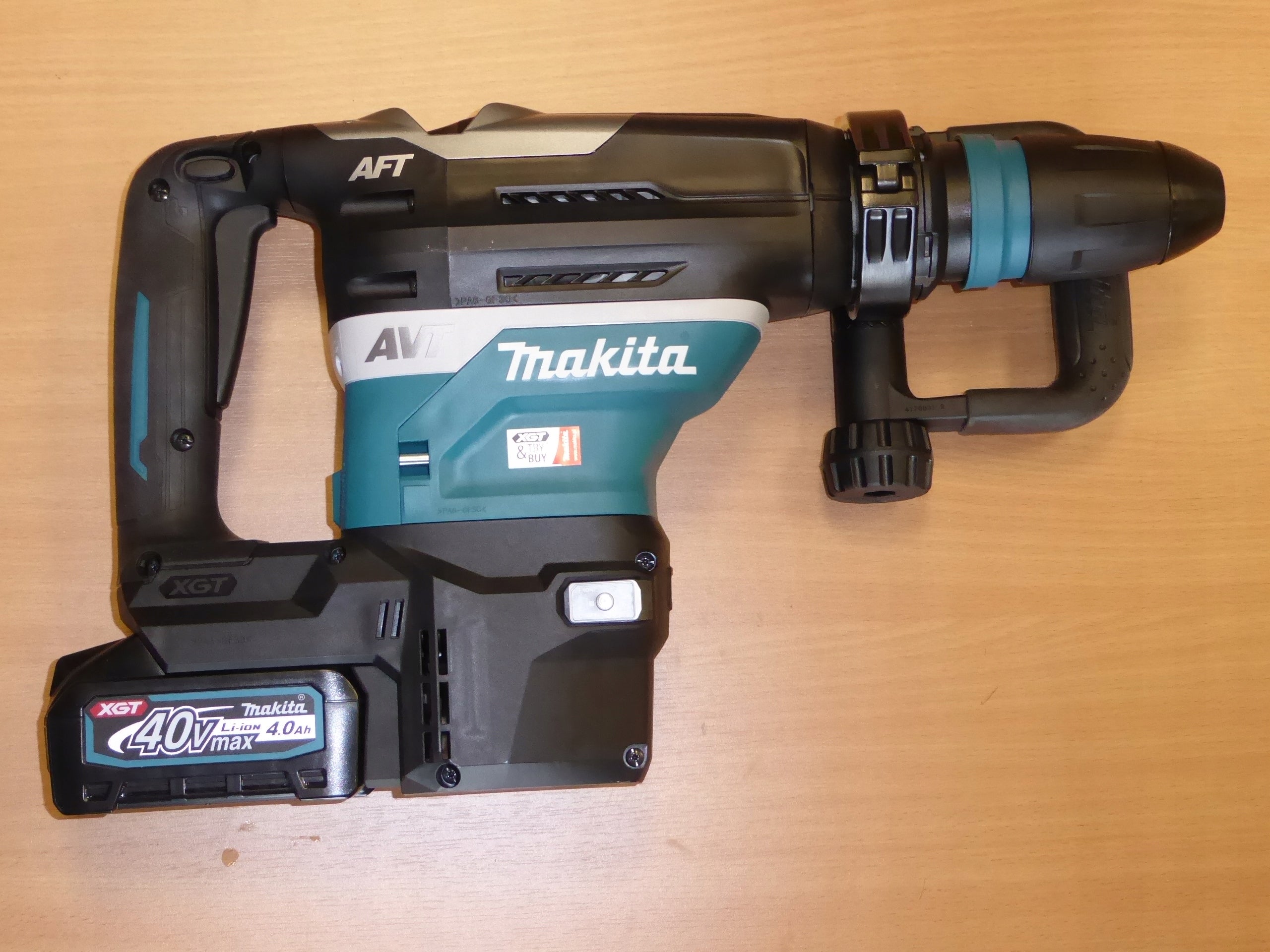 Hammer SDS-MAX 40 V max XGT AWS Makita HR005GM202 Manufacturer code HR005GM202