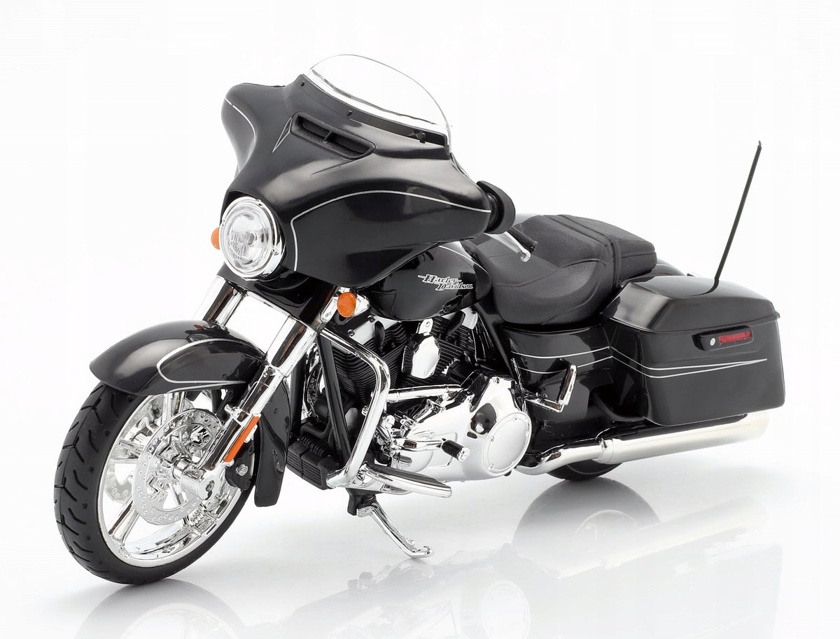 Harley-Davidson Street Glide Special 2015 Maisto 1:12 Model Motorcycle 32328