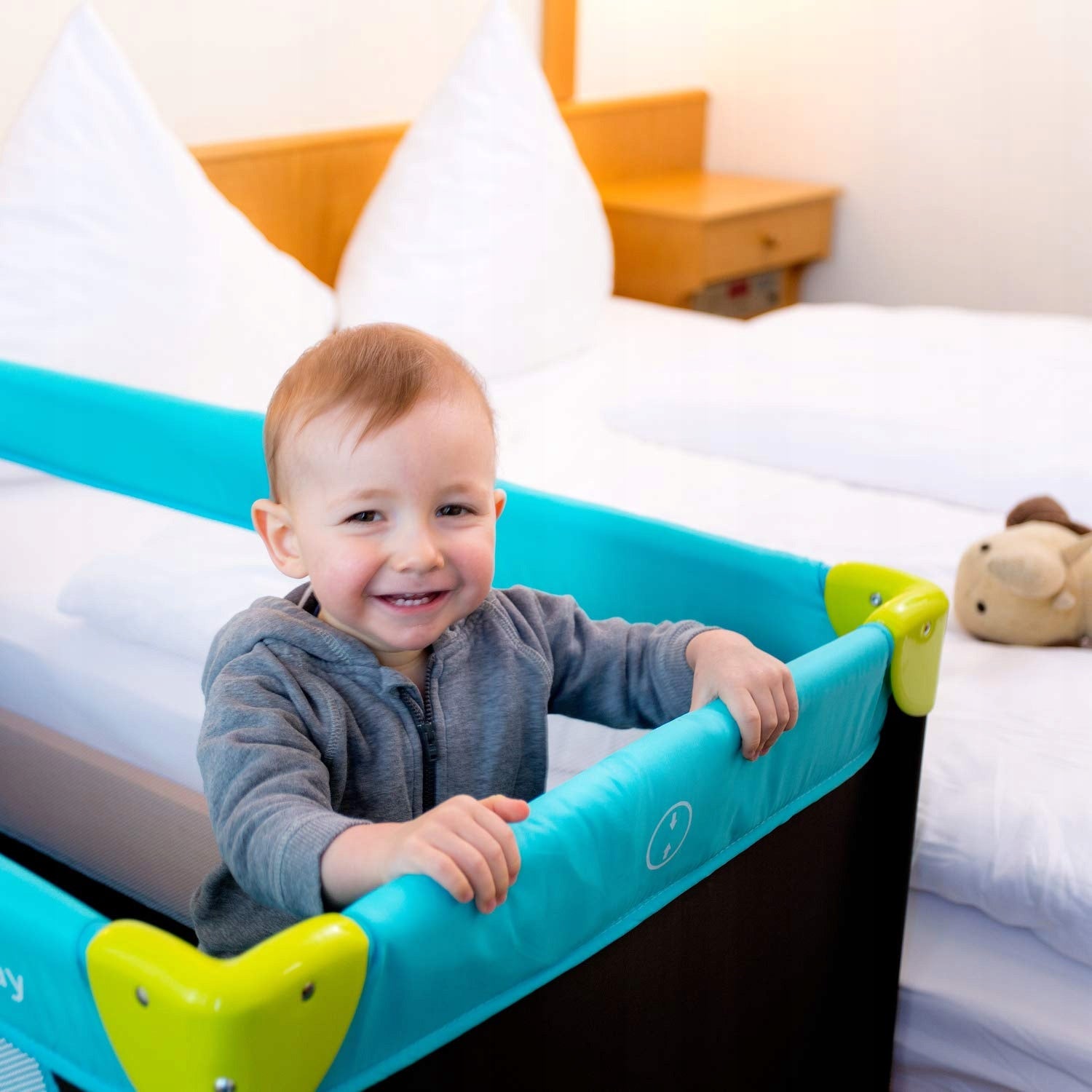 Hauck H-60448-EN-000-000 Travel Cot Brand Hauck