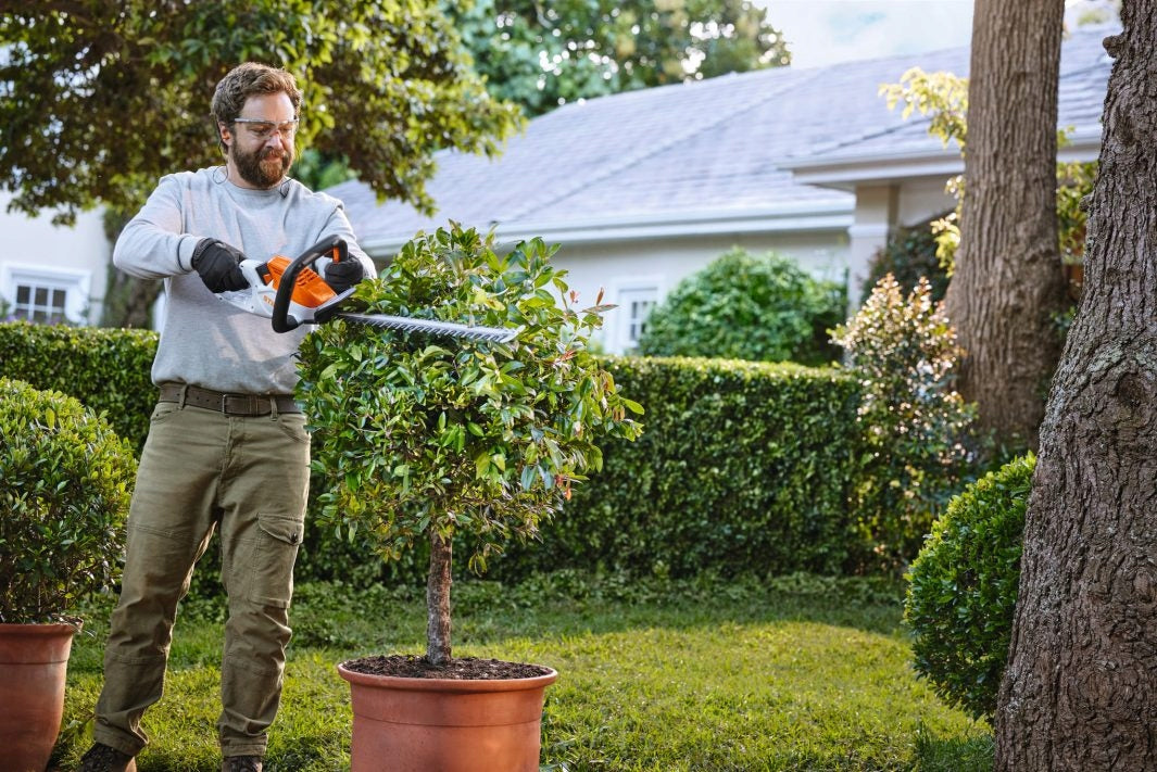 Hedge Trimmer Stihl HSA40 Cordless 50CM Battery Operated As2 SET Power supply battery operated