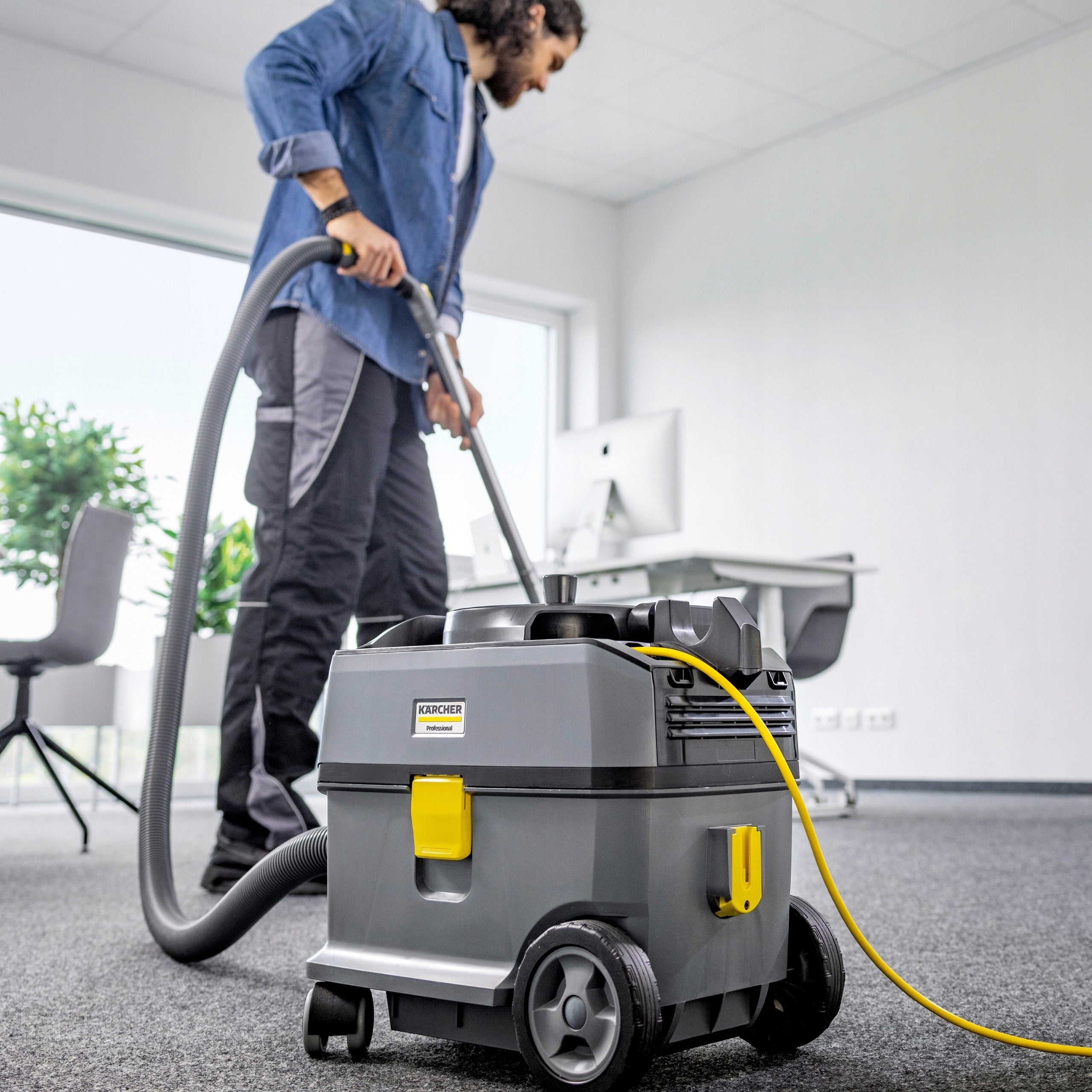 Hotel Office Vacuum Cleaner Universal KARCHER T 10/1 Professional Quiet Manufacturer code 1.527-300.0