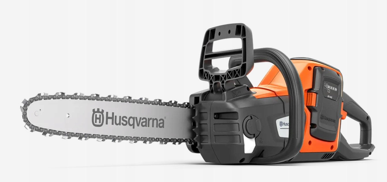 Husqvarna 230i cordless chainsaw + battery + charger