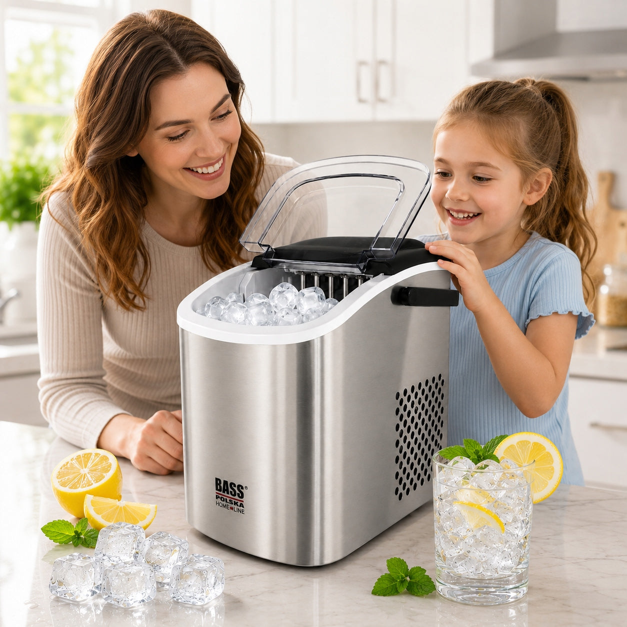 ICE MAKER 12kg ICE 105W BASS Poland ICE MAKER CUBES SILVER Packaging status original