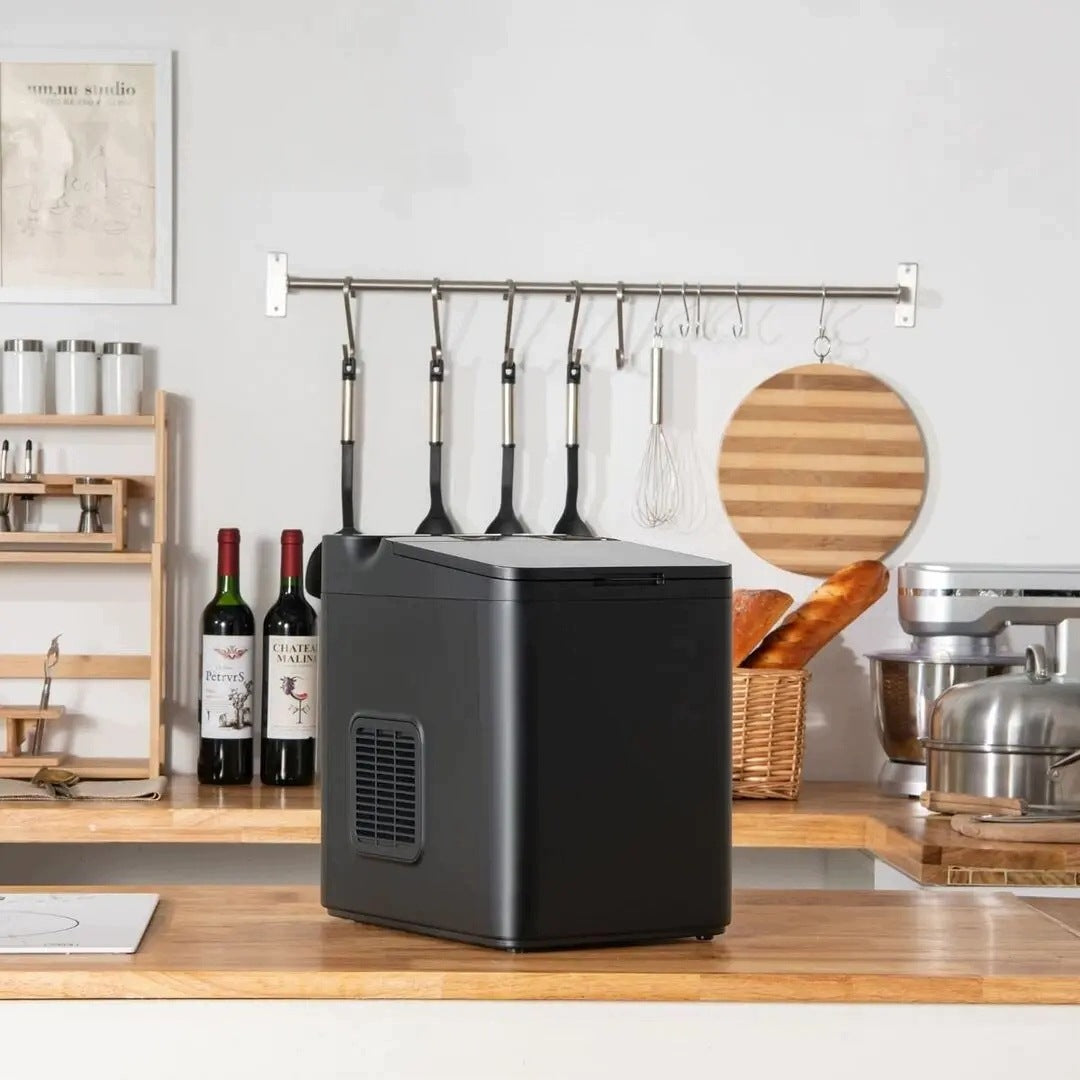 ICE MAKER COSTWAY 15KG/24H BLACK 1,5L 9 CUBES 6-13 MIN LCD FOR HOME BAR Manufacturer code ES10331DE-DK