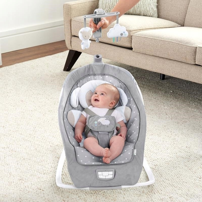 INGENUITY Cuddle Lamb rocker lounger, 0m+ to 18kg Vibration/Melodies Brand Ingenuity