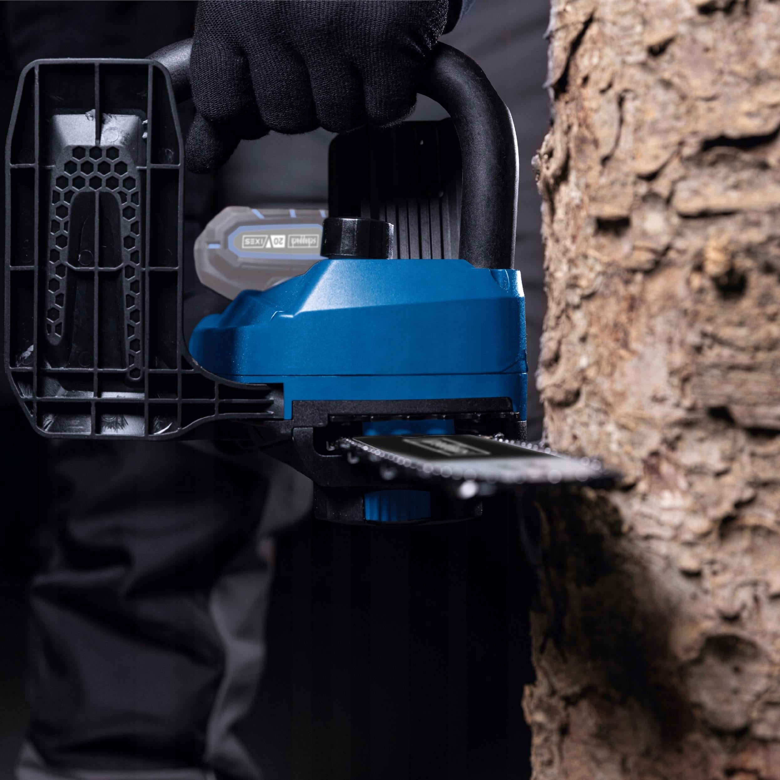IXES Cordless Chainsaw for Wood Branches 20 V AKU Batteries included no