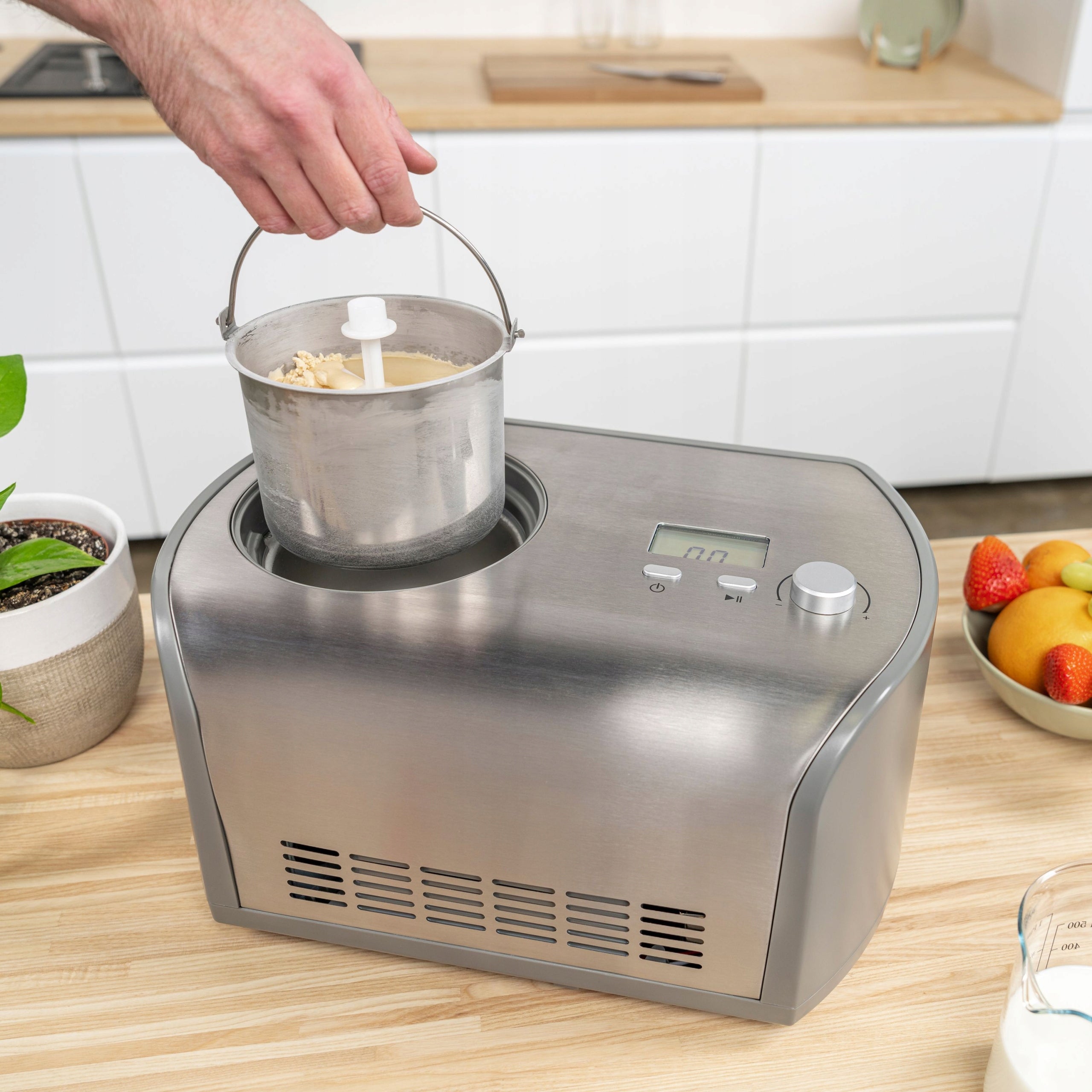 Ice Cream Machine 3in1 First Austria with Compressor 1,2 L Manufacturer code 5105-1