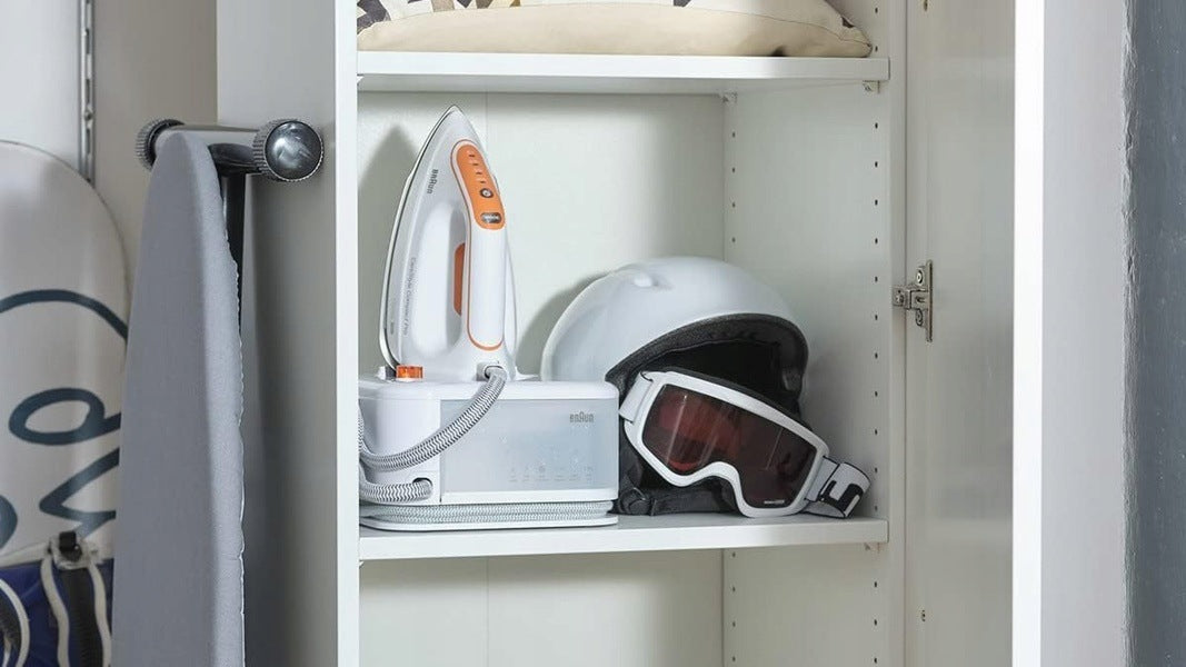 Iron with steam generator Steam station Braun CareStyle Compact IS2561 WH Manufacturer code 8021098000910