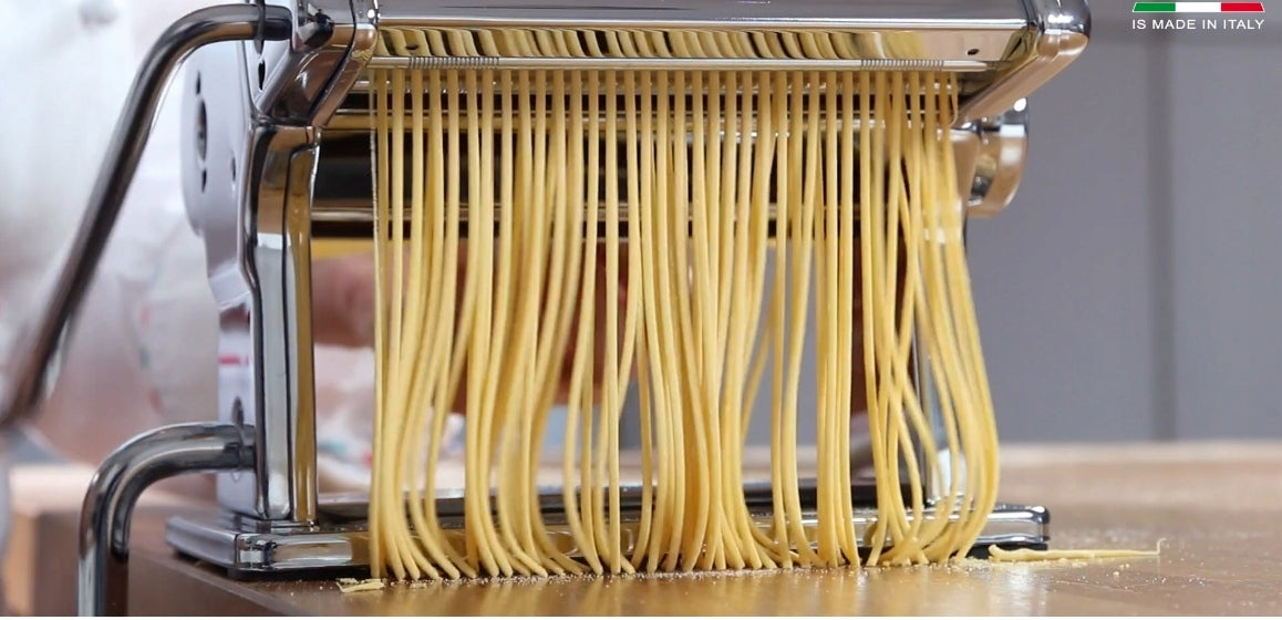 Italian pasta and rolling machine Marcato Atlas 150 NEW Operating modes none