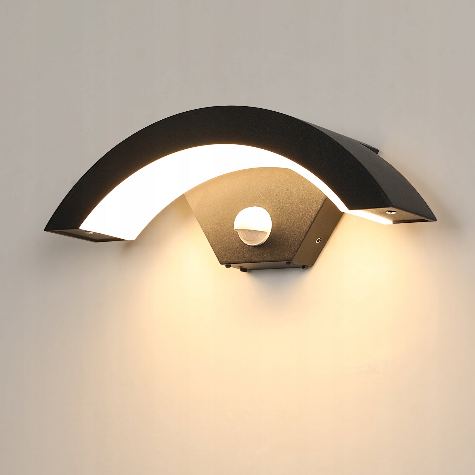 KINKIET ZEWNETRZNY CZARNA CZUJNIKIEM RUCHU LAMPA OGRODOWA SCIENNA 24W 3000K