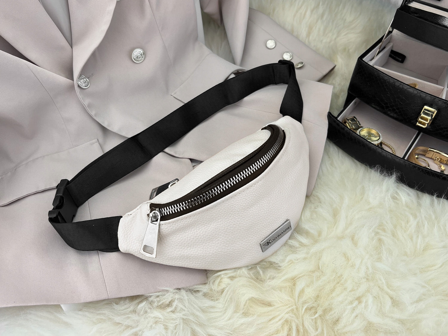 KOCHMANSKI sachet bum bag women's hip belt hip arm beige Packaging status original