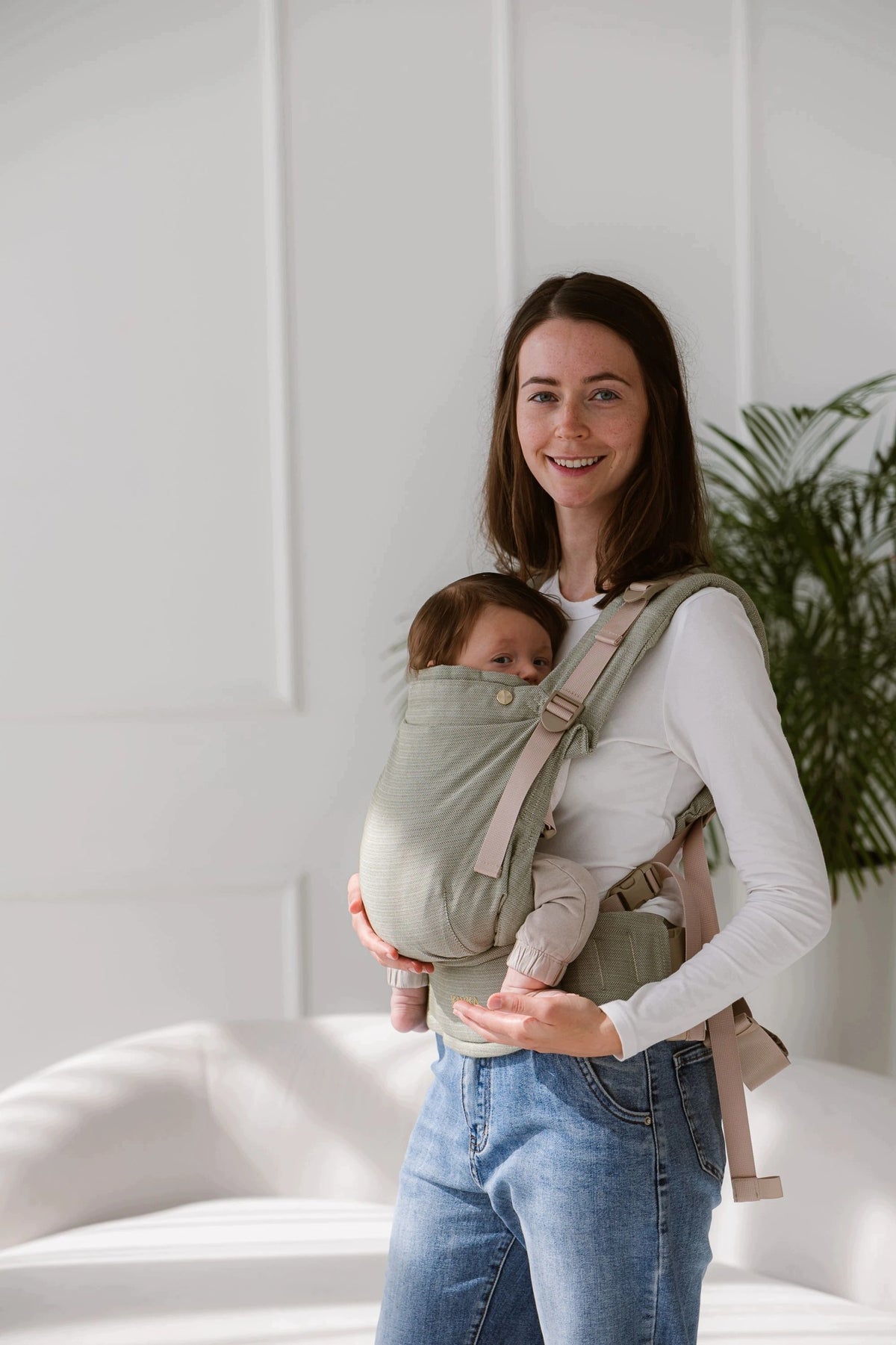 Kavka multi-age PRO olive twill bamboo GOLD - adjustable buckle carrier Brand Kavka