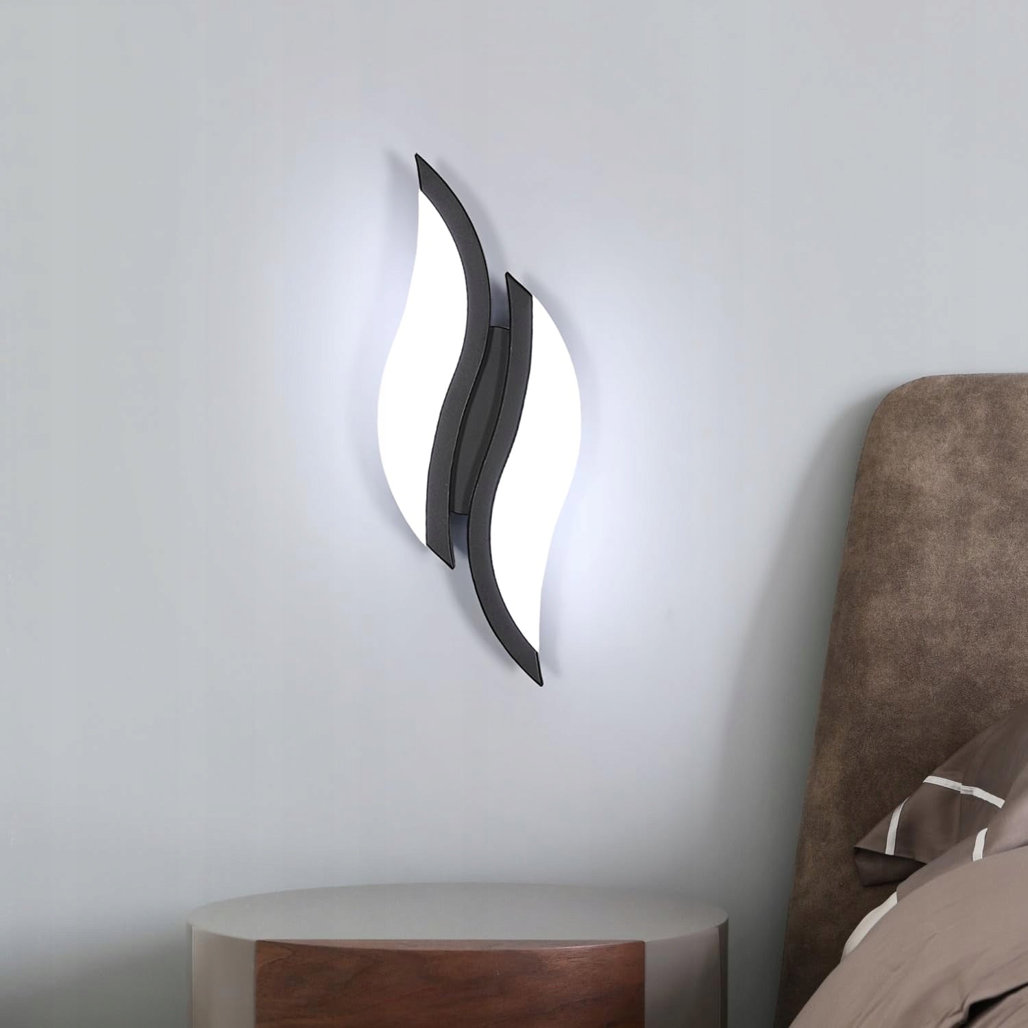 LAMPA SCIENNA LED KINKIET CZARNA NOWOCZESNA DO SALONU KORYTARZ 6500K 12W Manufacturer code 30922807