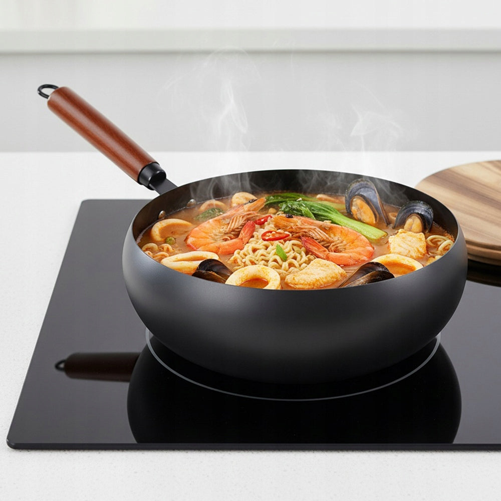 LARGE CAST IRON 28CM SPHERICAL POT WITH COOKING LID FOR FAMILIES Packaging status original