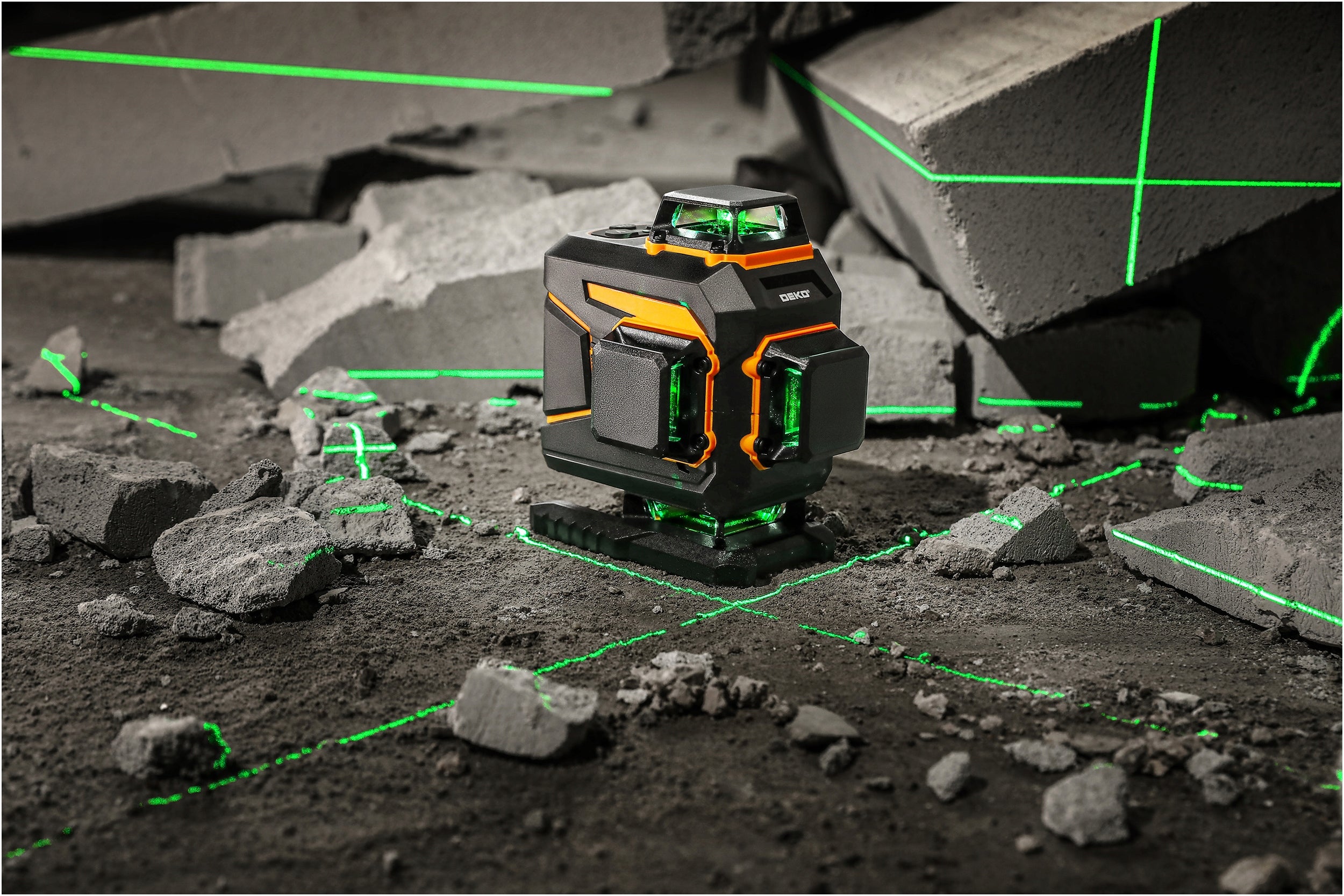 LASER LEVEL 360 PRO PLANE 4D CROSS LASER GREEN DEKO Measurement accuracy (+/-) 0.2 mm