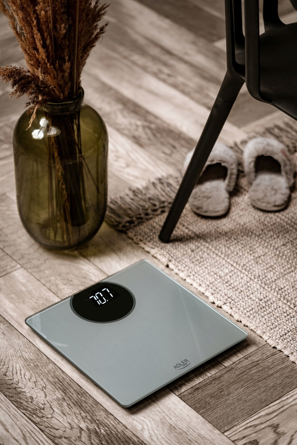 LED Bathroom Scale AD 8175 - Accurate 180kg, Tempered Glass Brand ADLER