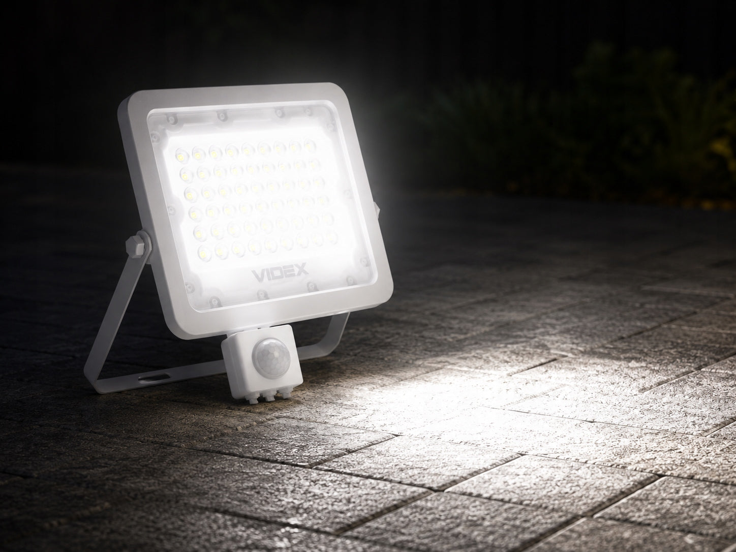 LED Floodlight With Motion Sensor Halogen Construction Headlight Lamp 30W Packaging status original