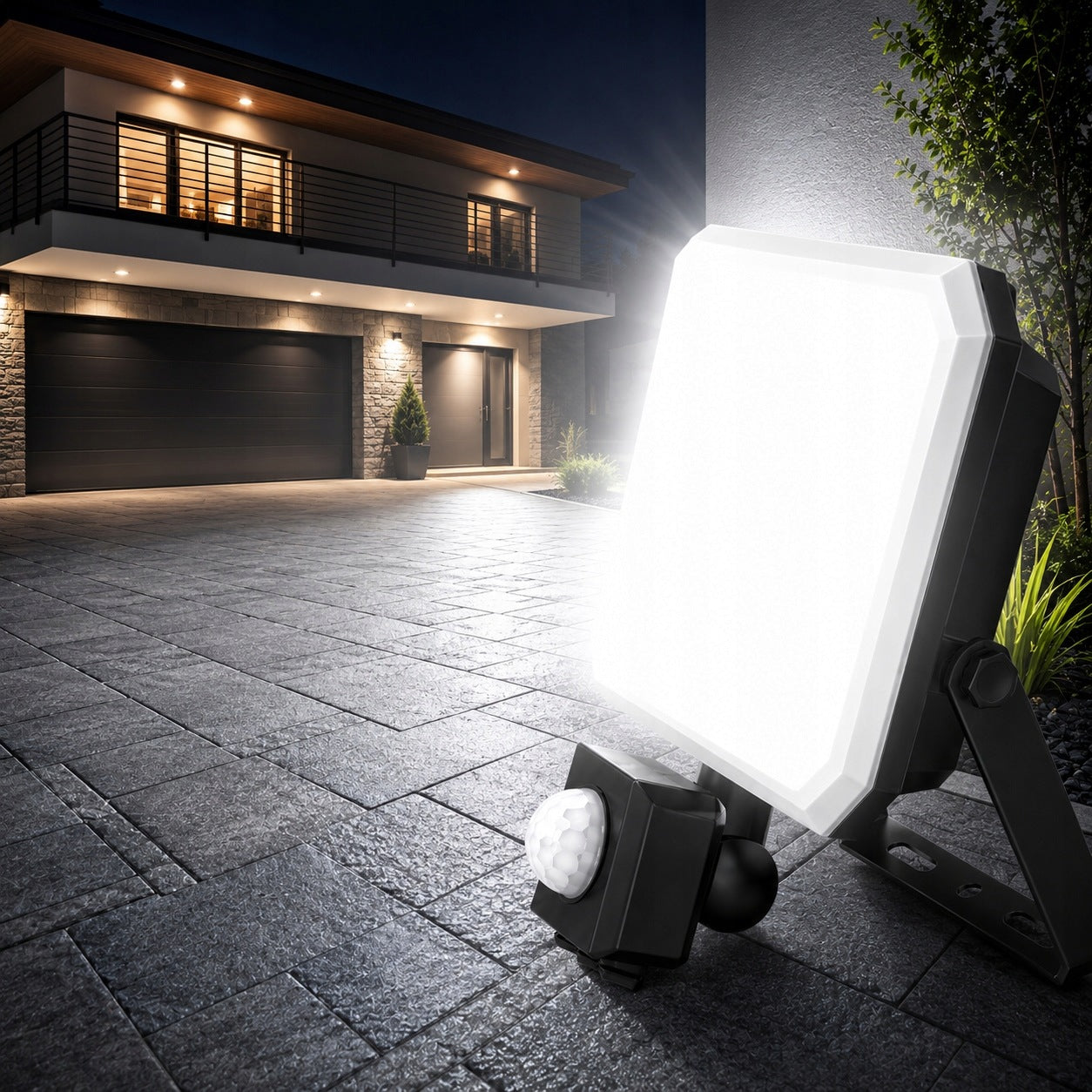 LED Floodlight With Motion Sensor Halogen Headlight Lamp 30W 2850lm 5000K Packaging status original