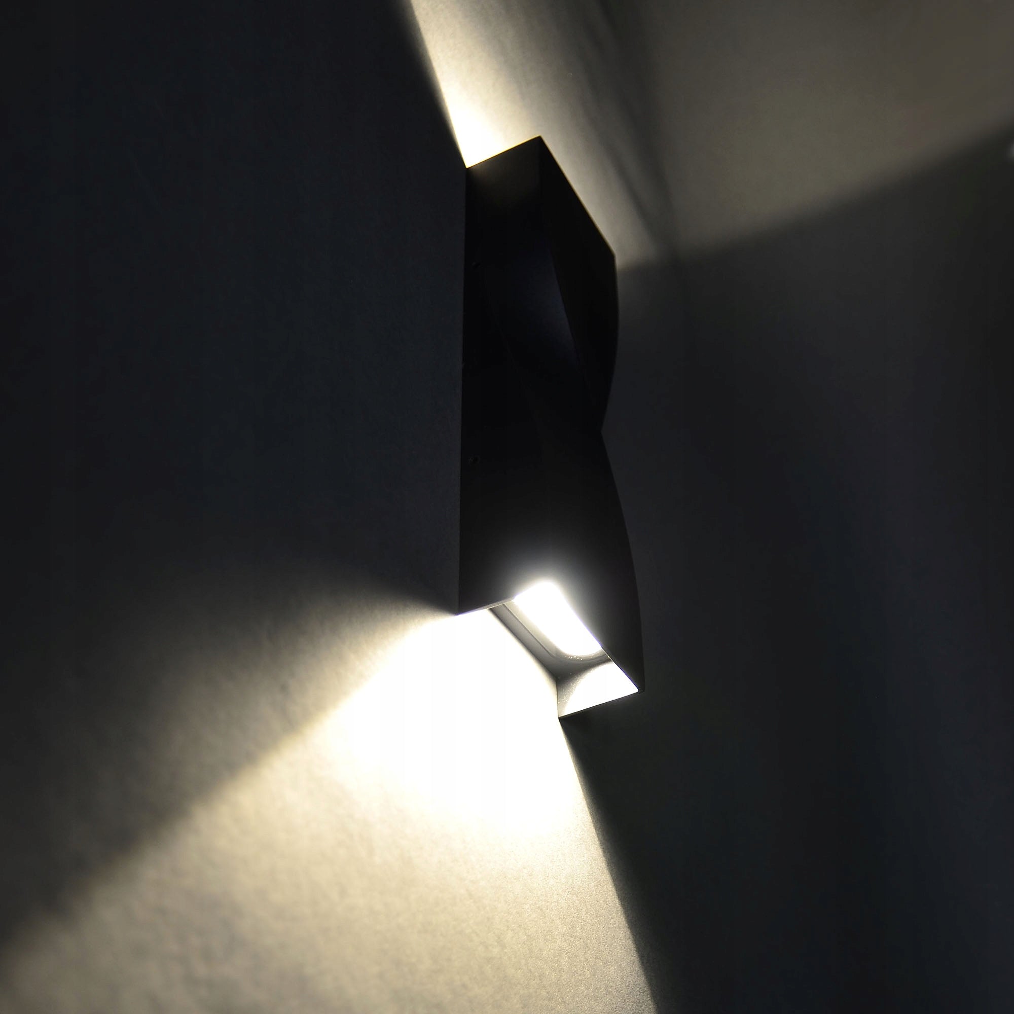LED Wall Sconce 11W Silver Facade Decorative 4000K IP44 Up/Down Packaging status original