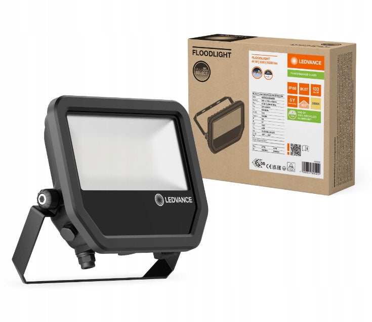 LED floodlight Flood 41W/27W 5500lm/3670lm 3000K IP66 black LEDVANCE