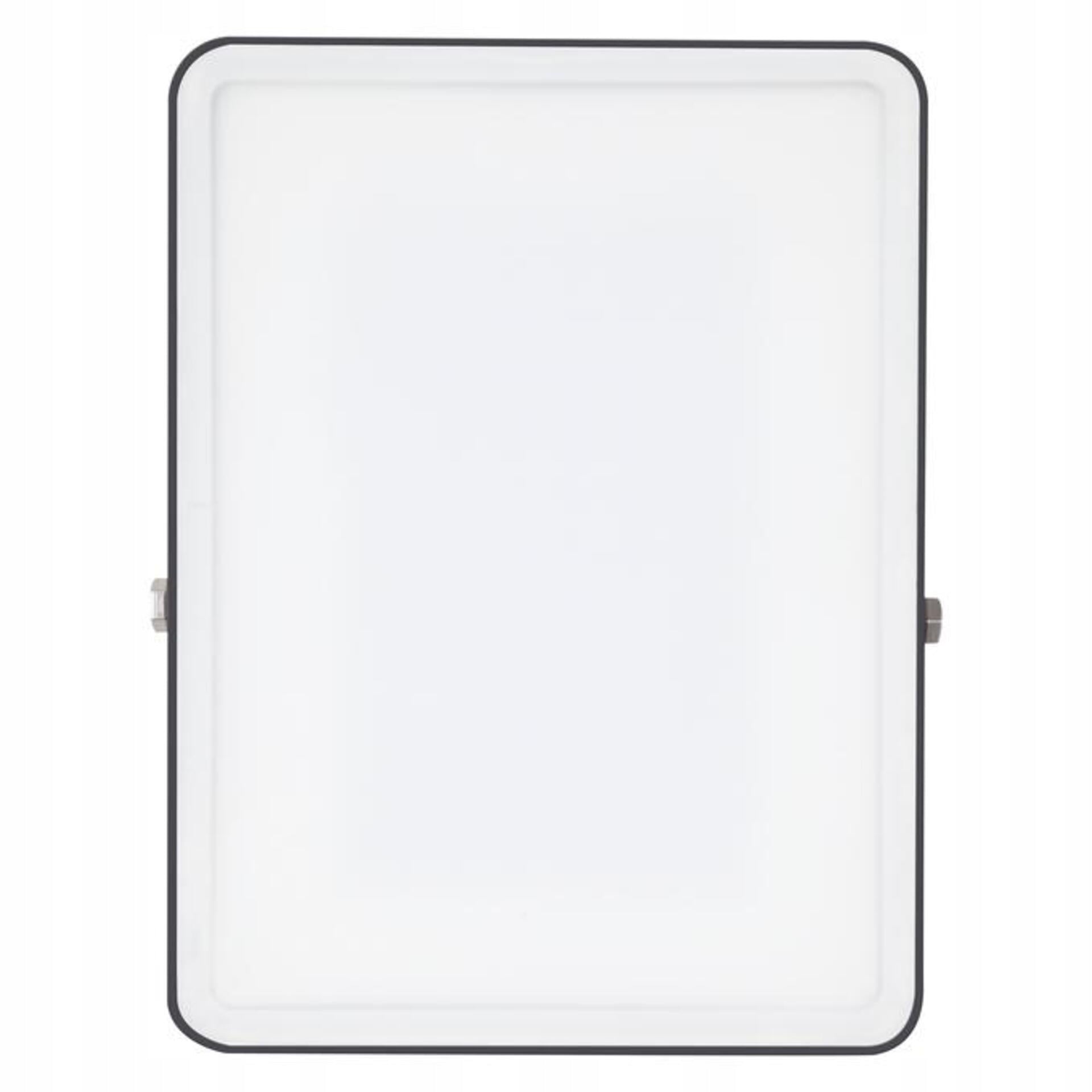 LEDVANCE LED reflektor Essential 50 W 4000 K 220-240 V IP65 Packaging status original