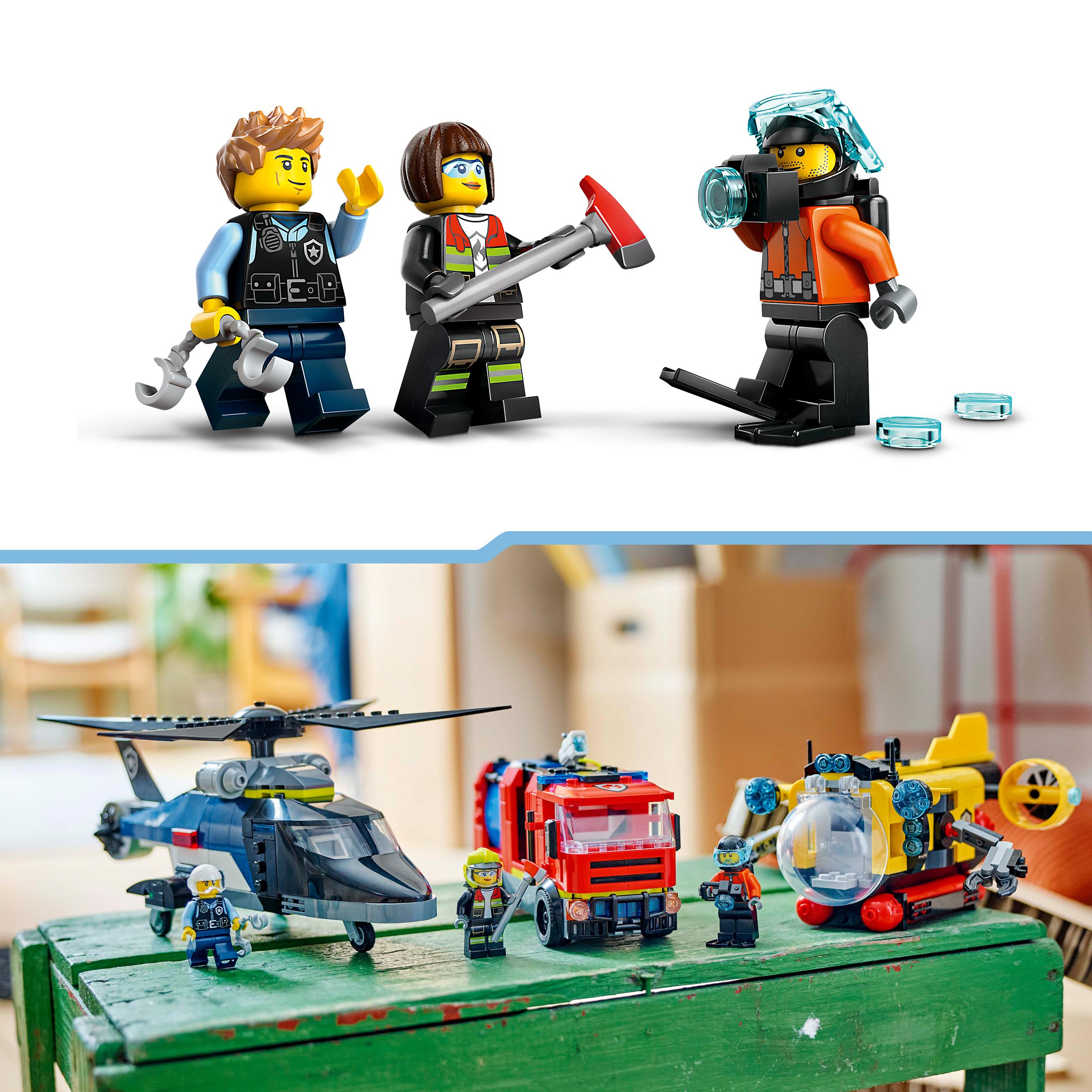 LEGO City 60462 Set with helicopter, fire truck and submarine Information regarding product safety and compliance Not suitable for children under 36 months of age Includes a toy. Adult supervision is recommended
