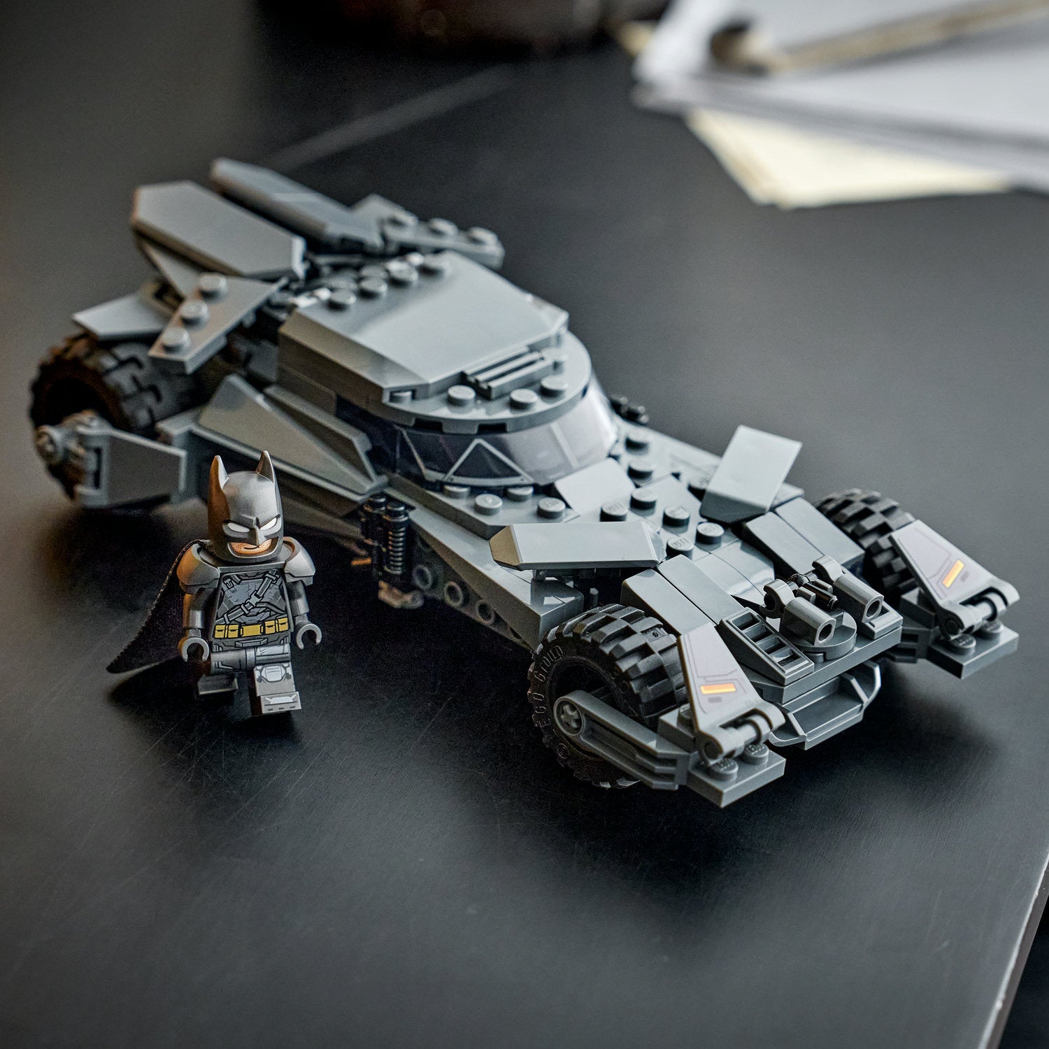 LEGO DC Batman 76331 Batman vs. Superman: Batmobil Character/Title Batman