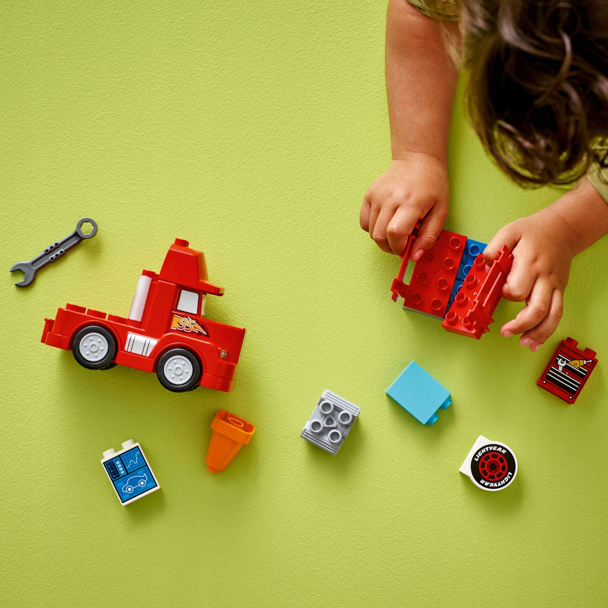 LEGO DUPLO Manny at the 10417 race EAN (GTIN) 5702017583570