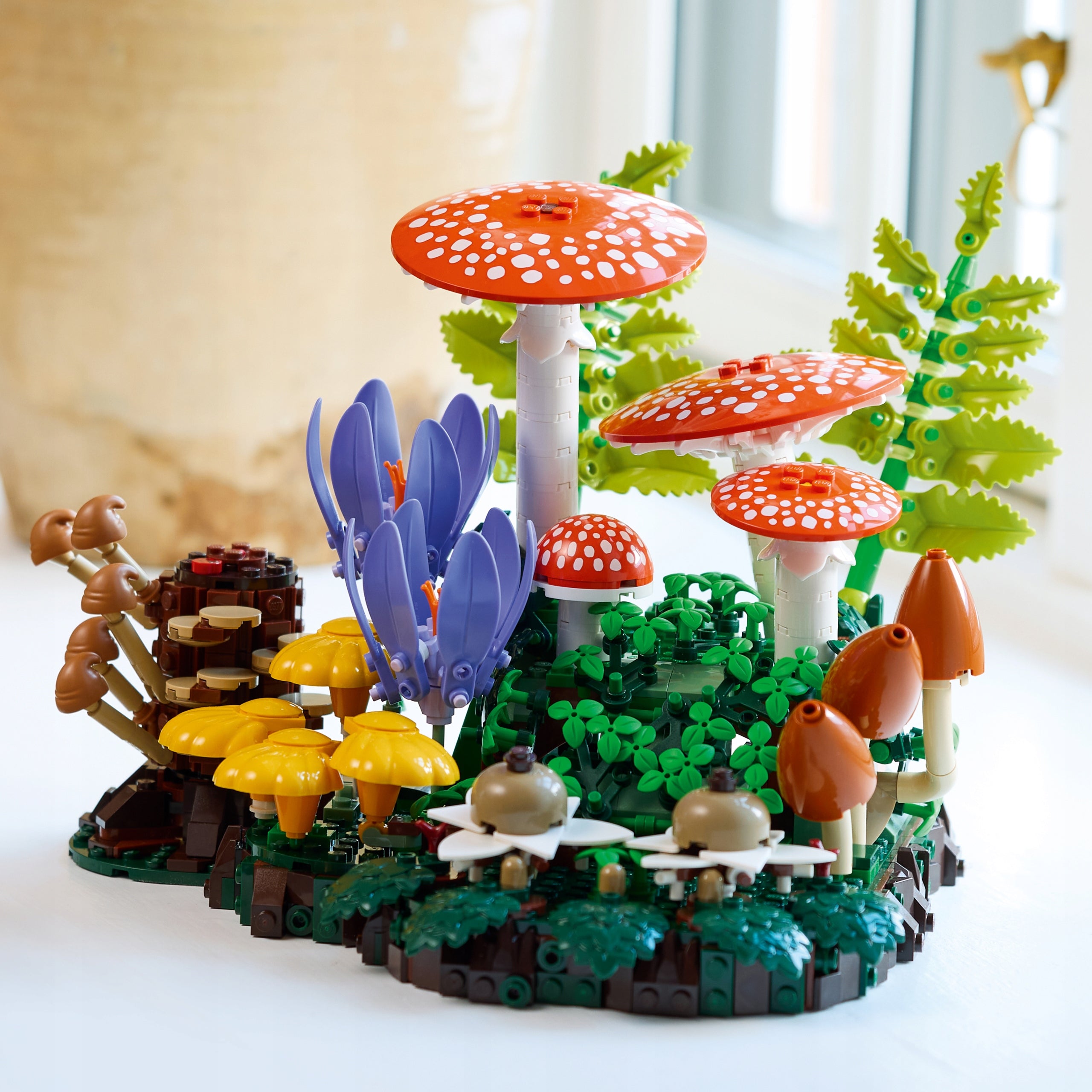 LEGO ICONS BOTANICALS Forest mushrooms 11505 Number of pieces 806