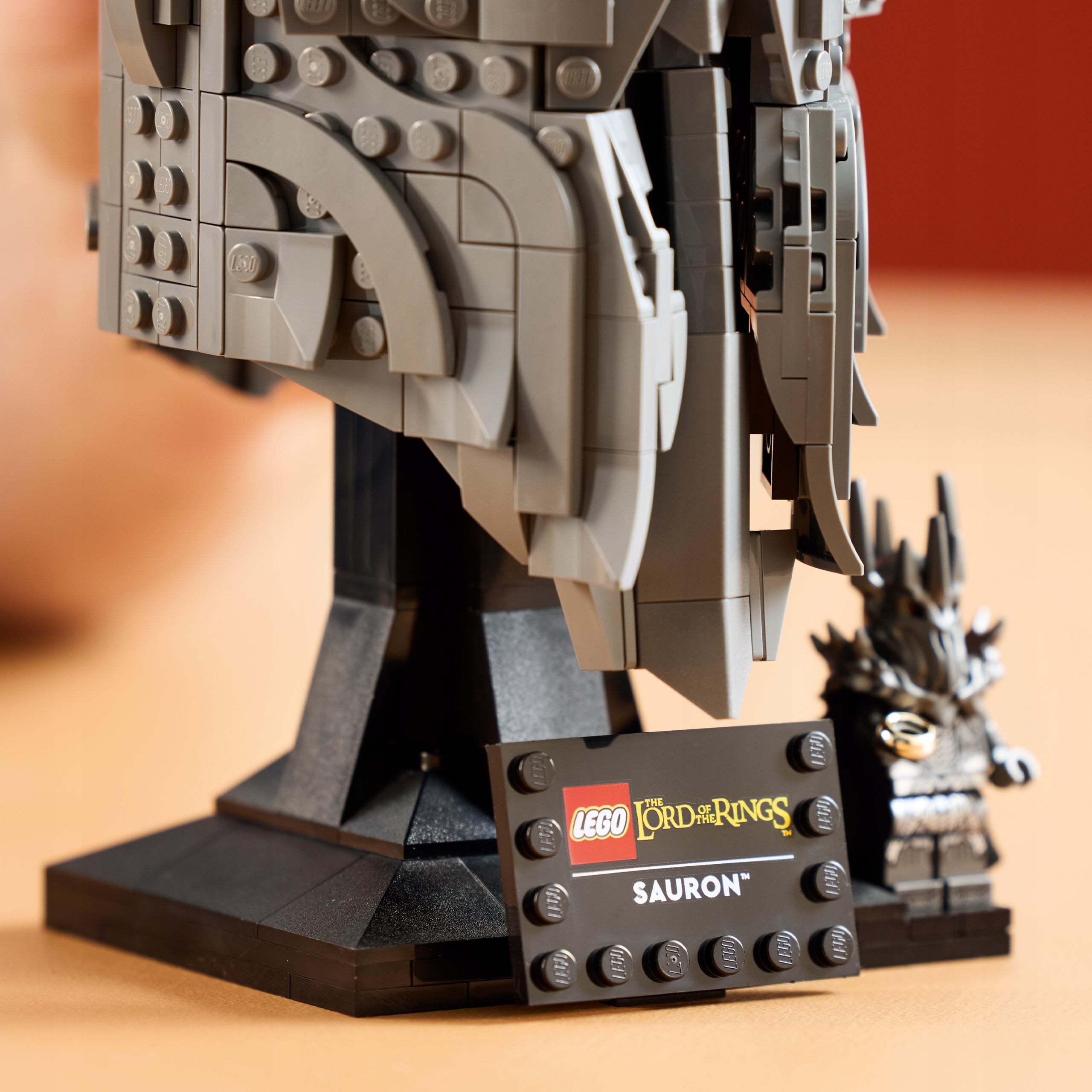 LEGO Icons Lord of the Rings: The Helmet of Sauron 11373 Set name LEGO Icons 11373 Władca pierścieni: Hełm Saurona
