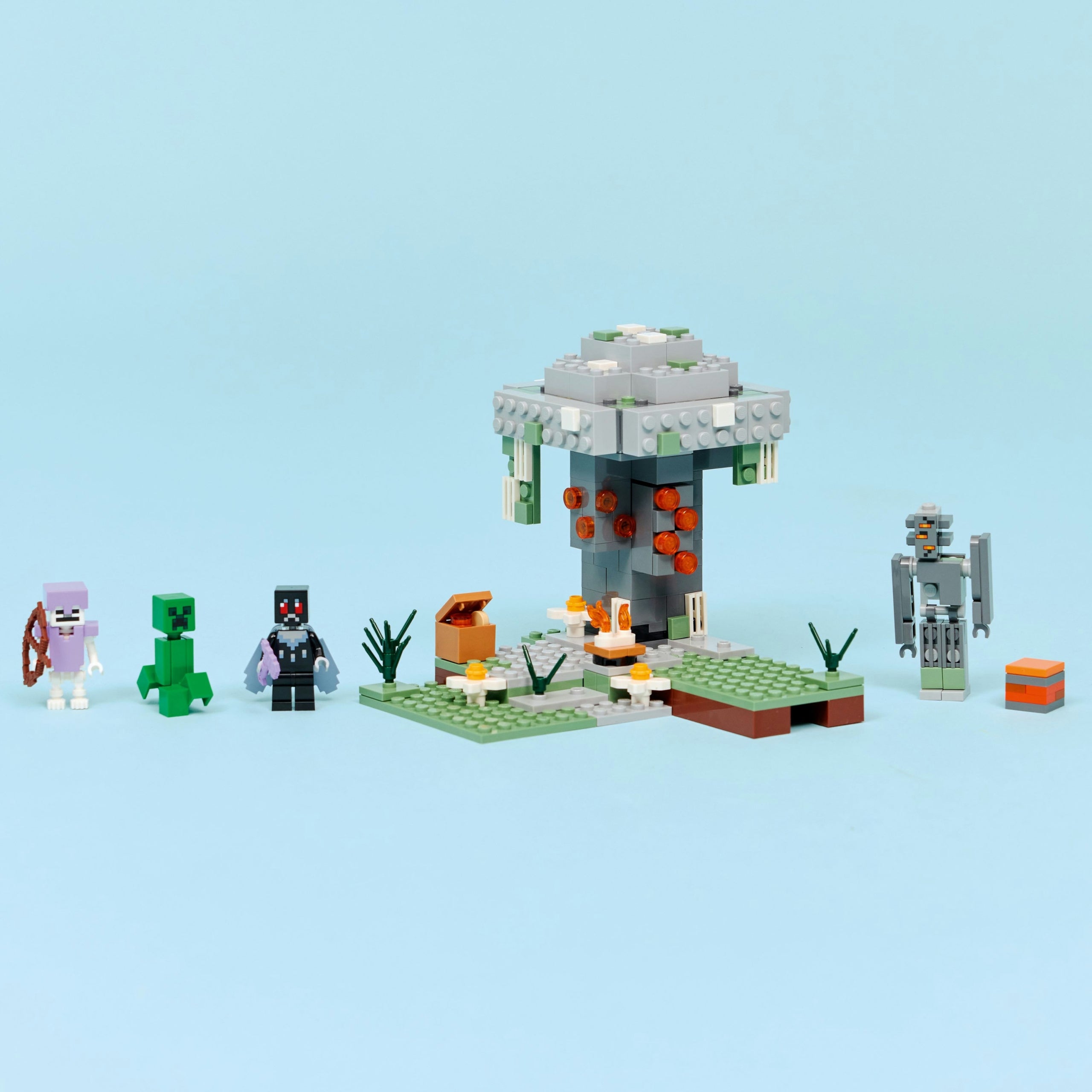 LEGO Minecraft Pale Garden 21586 Kid's age 7＋ years