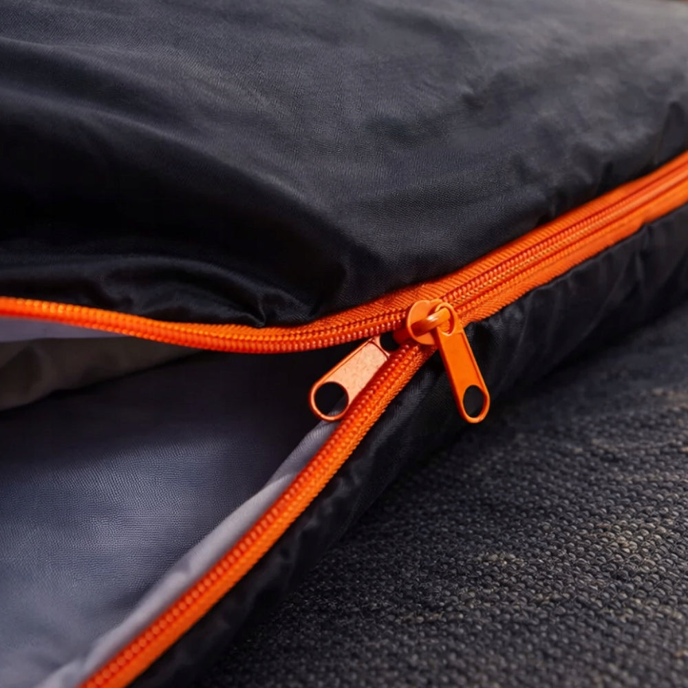 LIGHTWEIGHT HIKING SLEEPING BAG MUMMY QUILT WITH HOOD WARM 210x75cm COVER Manufacturer code WYTRZYMAŁY TRWAŁY CIEPŁY SOLIDNY
