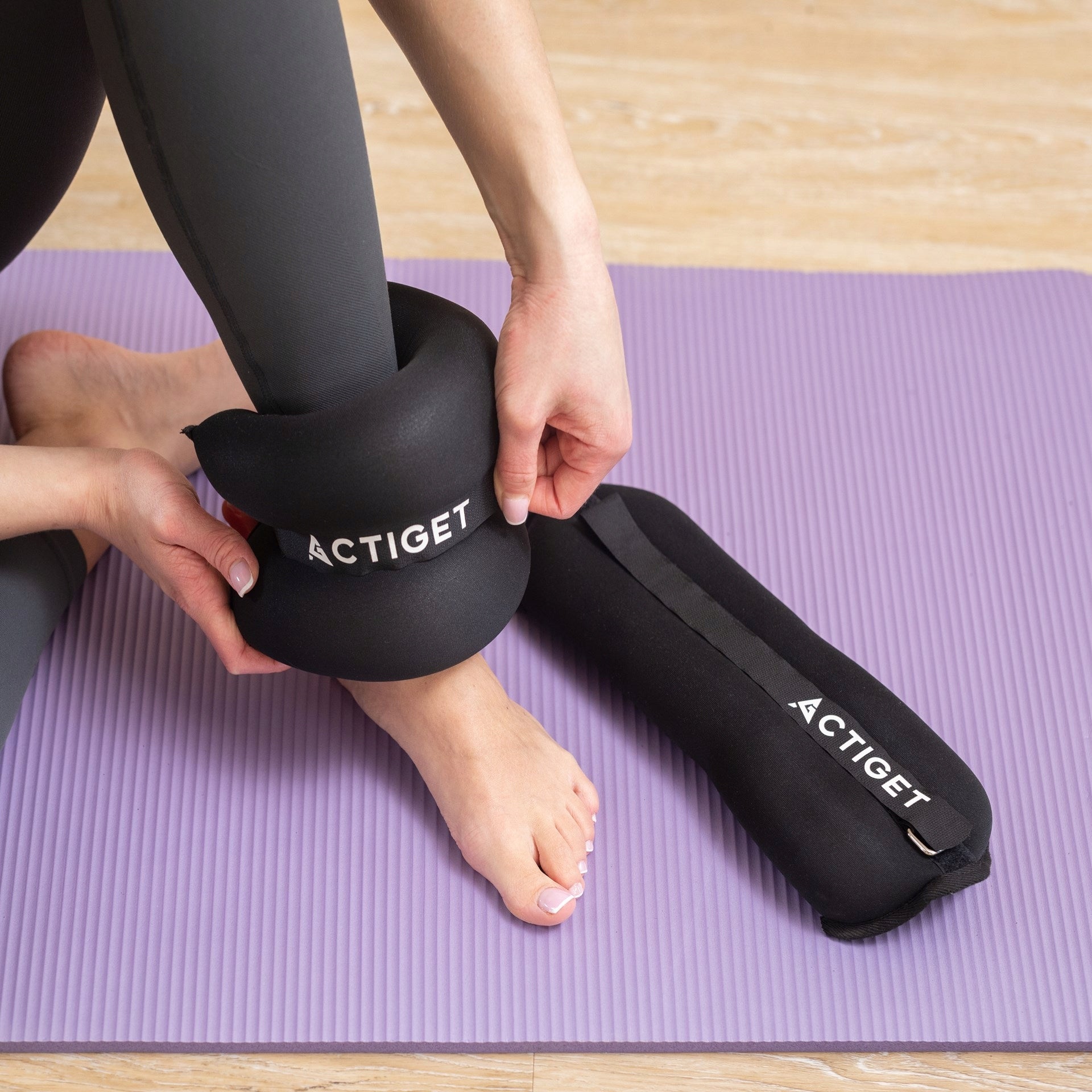 LOAD WEIGHTS ON ARMS AND LEGS 2x3kg FOR TRAINING EXERCISES SOFT Packaging status original