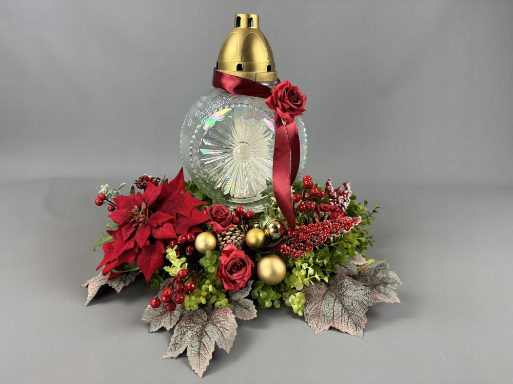 Large Snitch with Large Wreath for Christmas Packaging status original