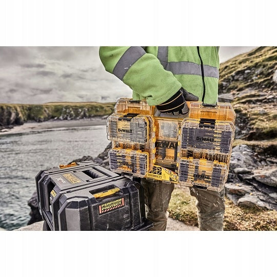 Large Tough Case+ DeWALT [DT70804-QZ] EAN (GTIN) 4536178894753