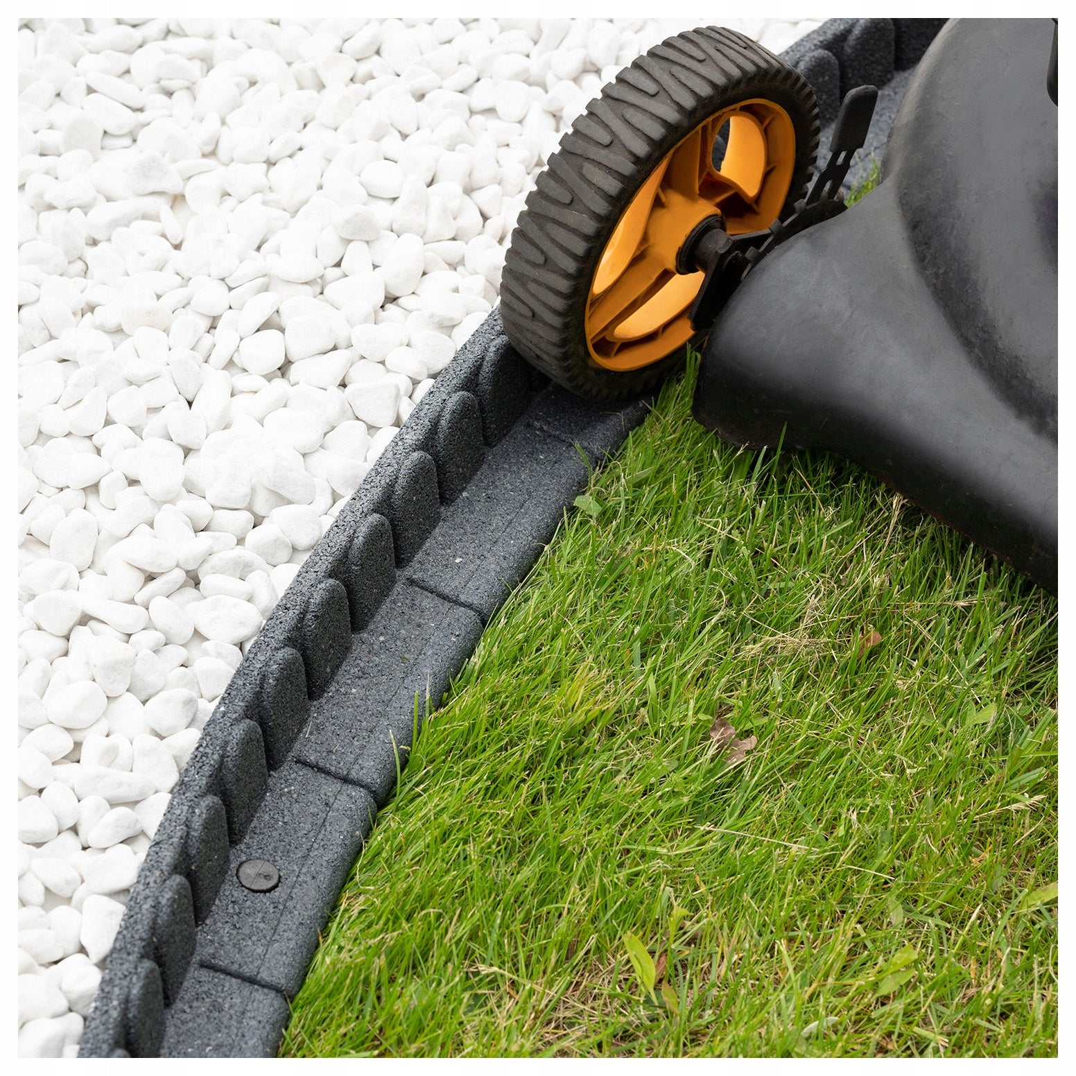 Lawn Garden Edging 4,8m Palisade Frost Resistant Strong Easy Mowing Product height 8 cm