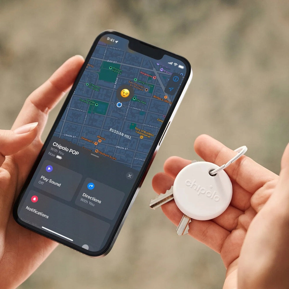 Locator POP Chipolo white Packaging status original