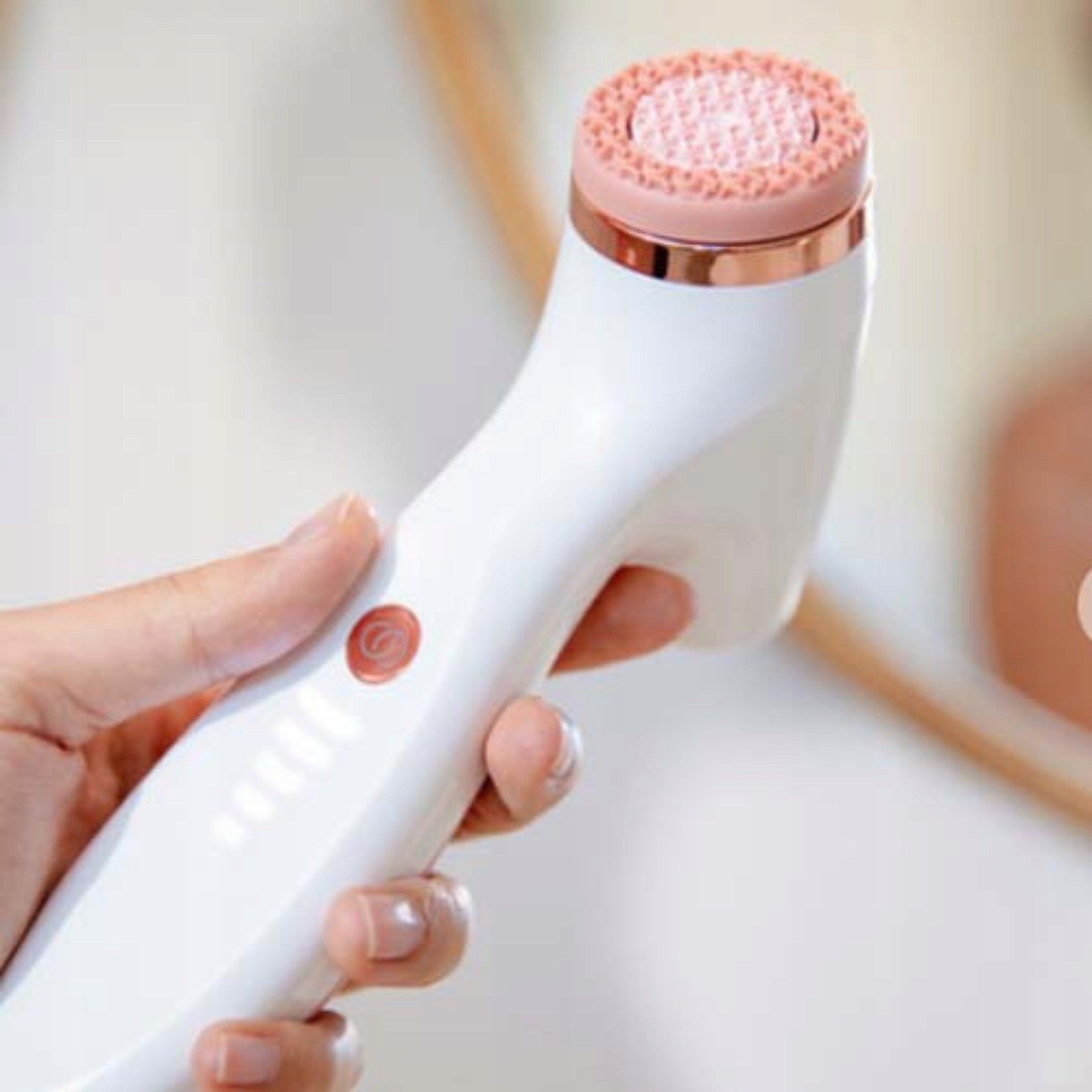 LumiSpa iO GOLDEN ROSE facial skin cleansing device Manufacturer code LumiSpa iO