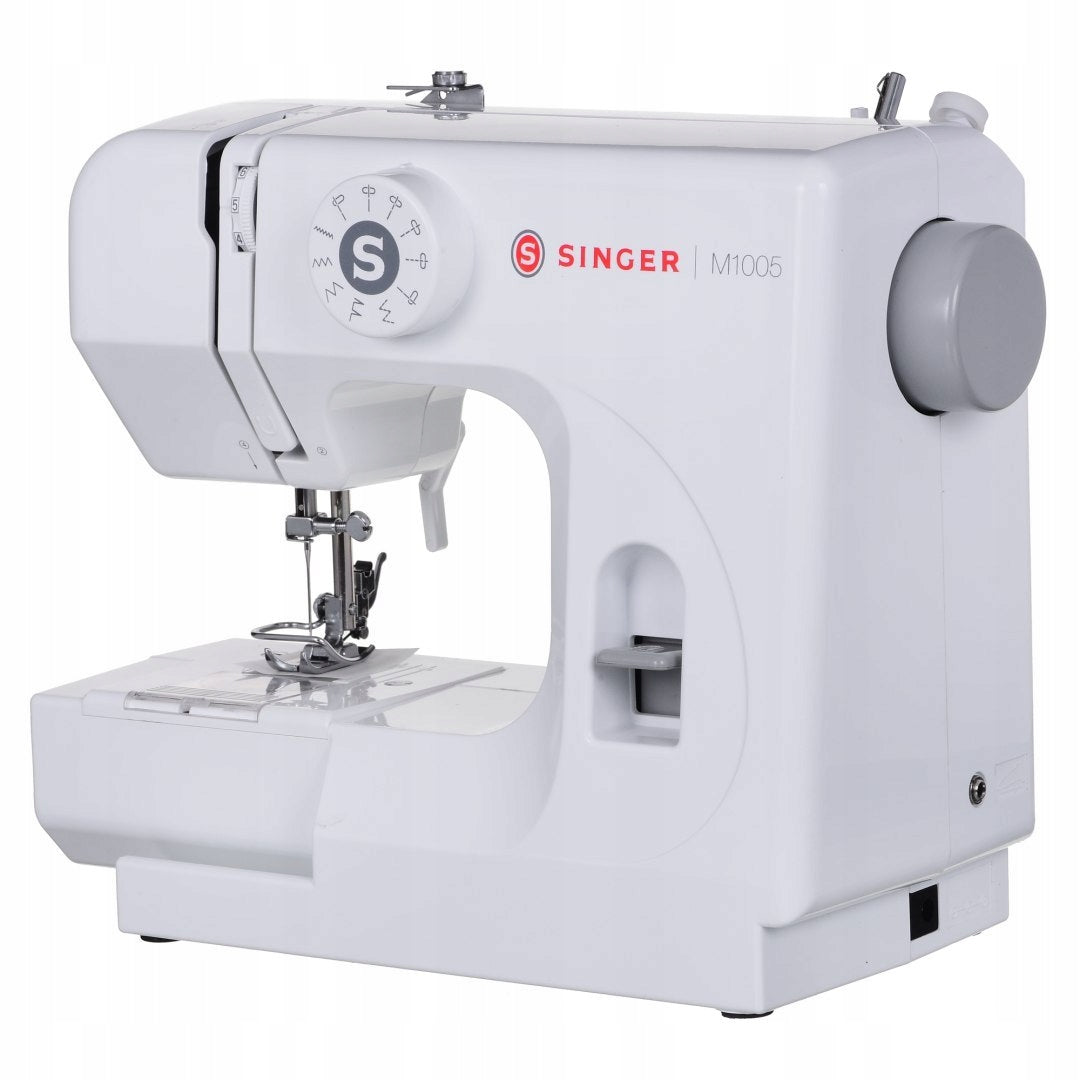 M1005 ŠICÍ STROJ SINGER Dominant color white