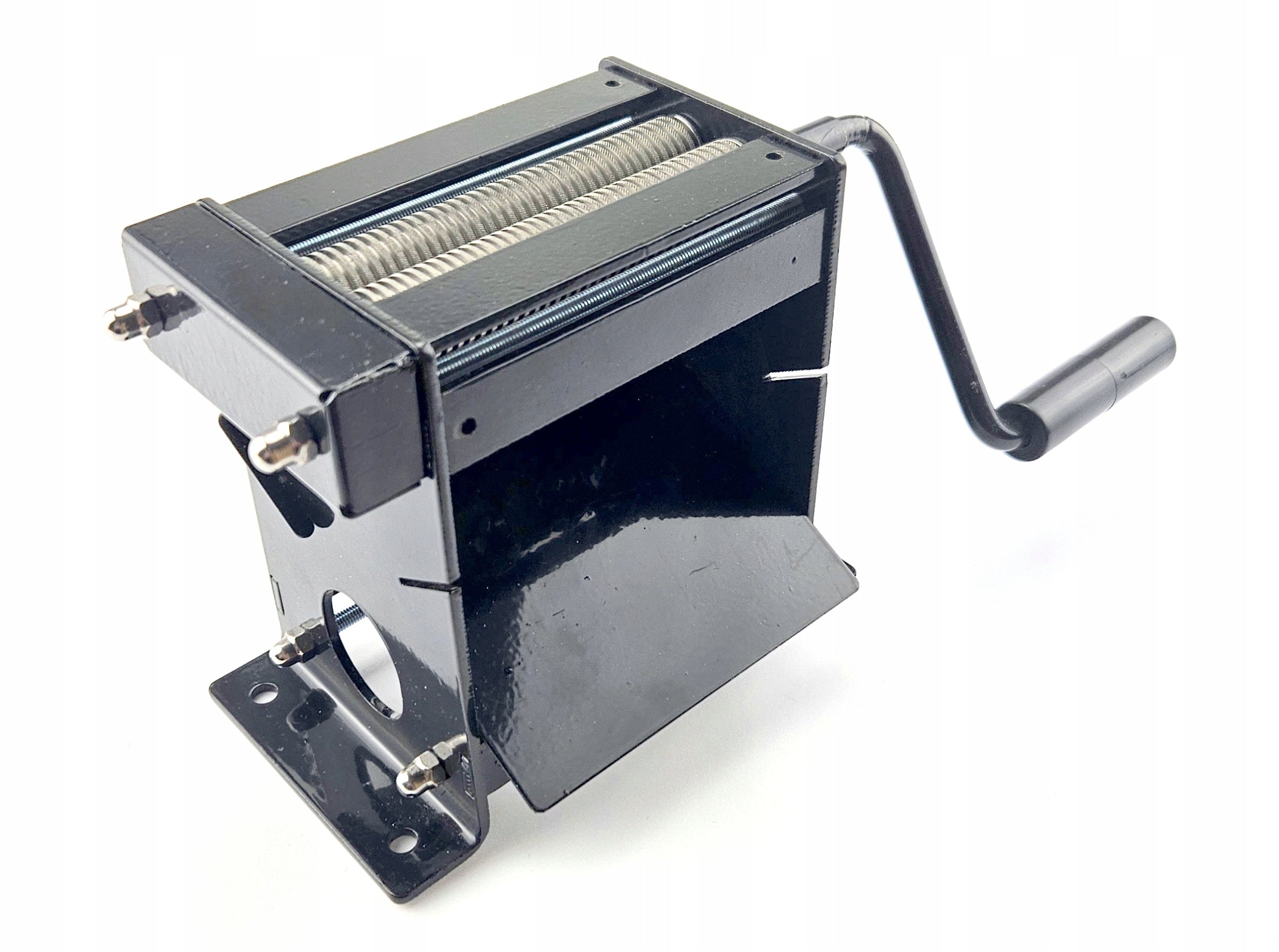 MACHINE FOR CUTTING TOBACCO LEAVES OF CUTTING HERBS ON BEARINGS CUTTING 0,8 Packaging status original