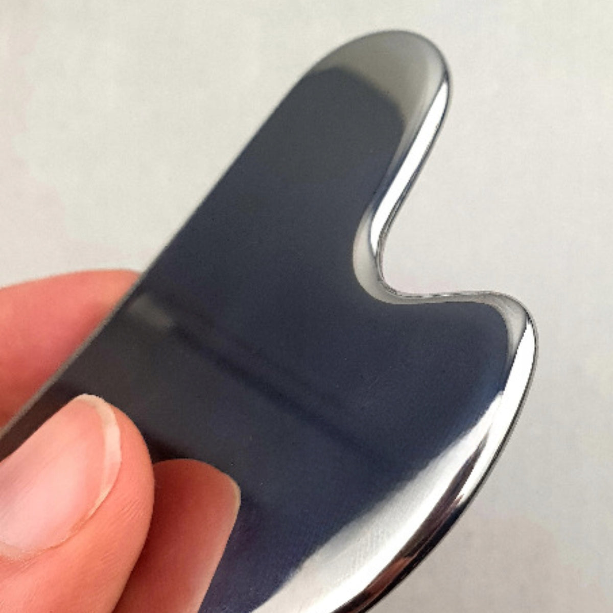 MASSAGER GUA SHA PLATE FOR FACE MASSAGE METAL STAINLESS STEEL SURGICAL Packaging status original