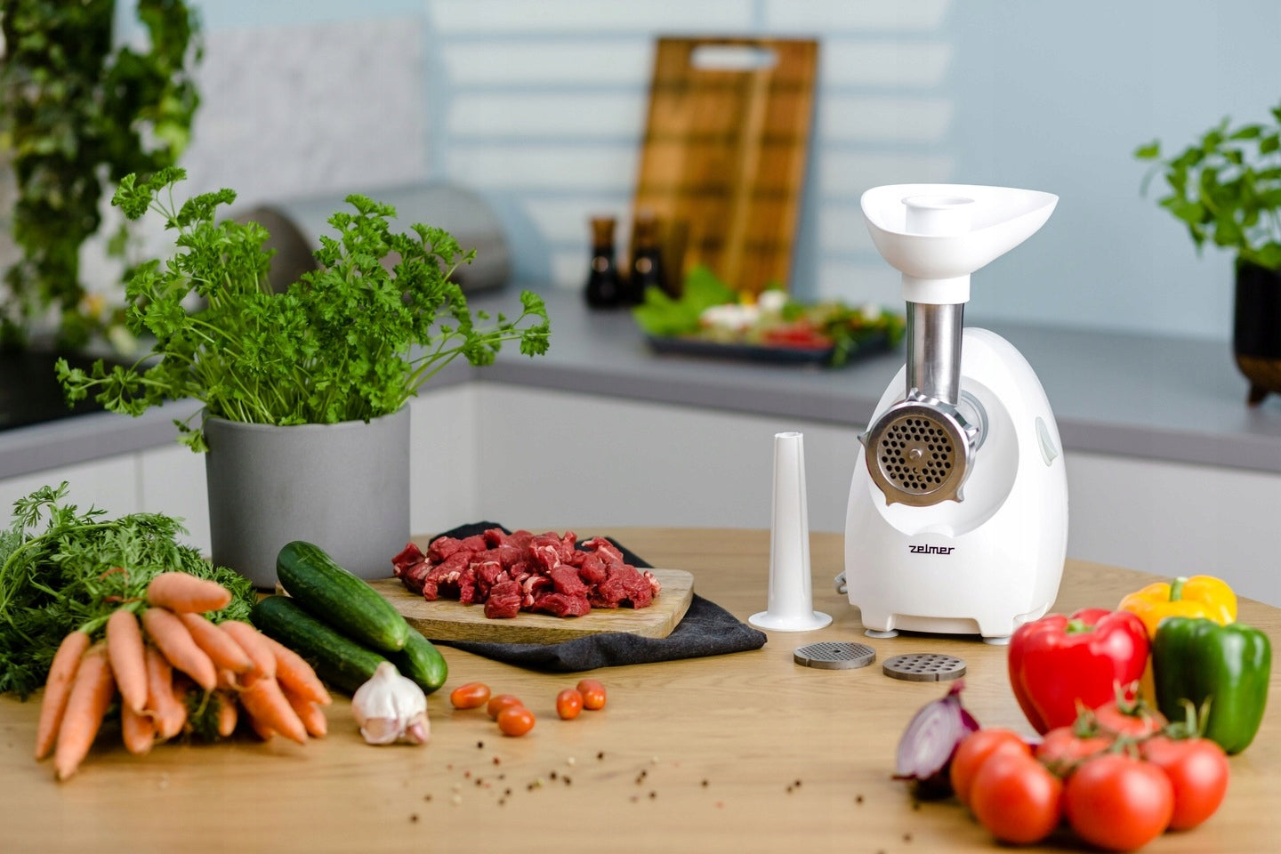 MEAT GRINDER + SHREDDER ZELMER ZMM4048B 1900W white Model ZMM4048B