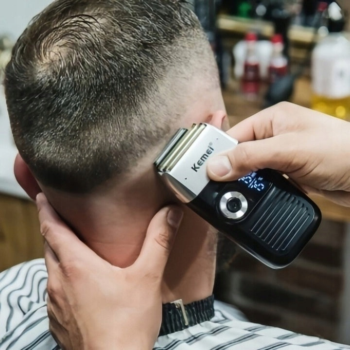MEN'S SHAVER KEMEI WIRELESS FOR WET AND DRY SHAVING Dominant color black