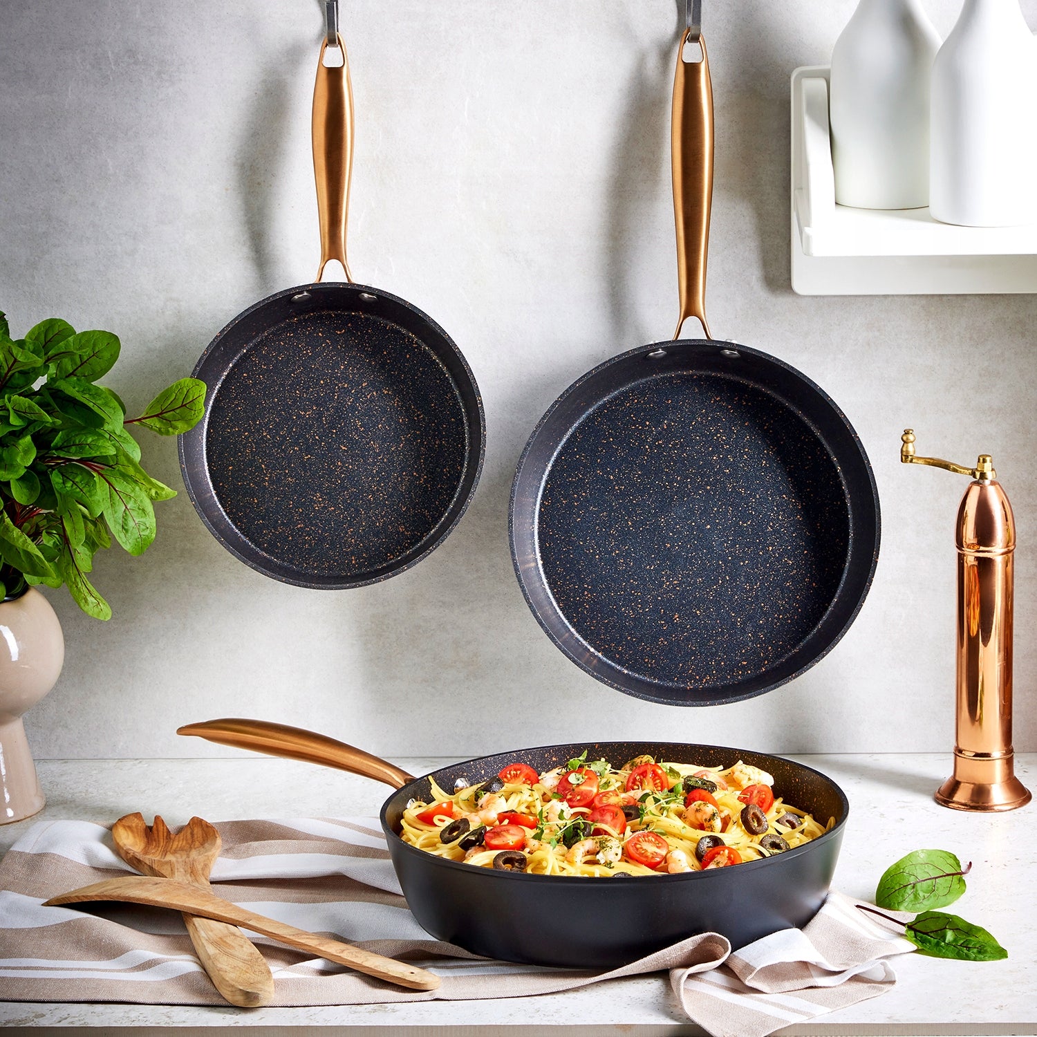MG HOME ROSE GOLD SET OF 3 PANS NON-STICK MAGDA GESSLER Brand MG Home