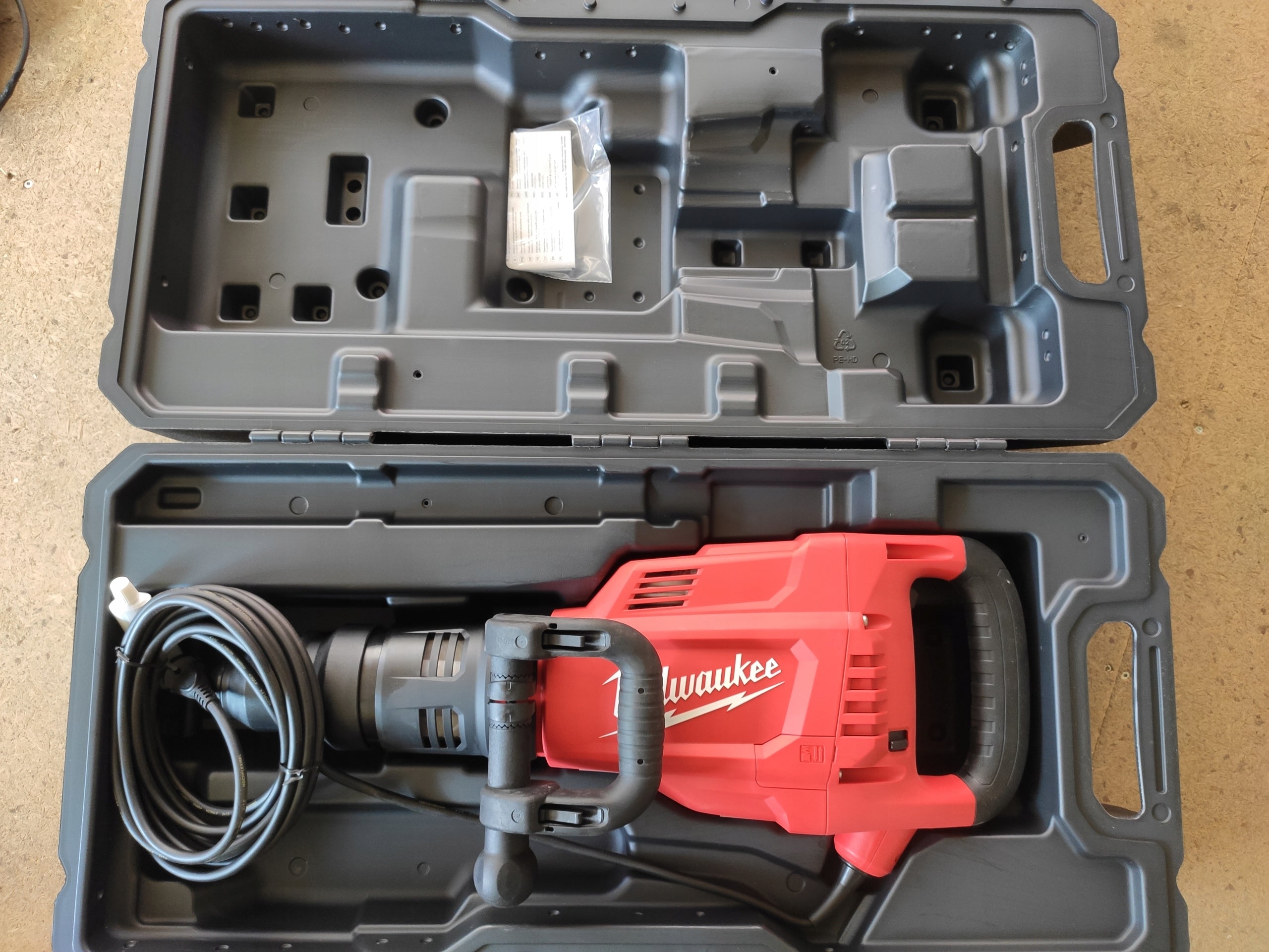 MILWAUKEE DEMOLITION HAMMER HANDLE SDS-MAX 1750W 26J 12,7 KANGO 1000S Manufacturer code 4933464120