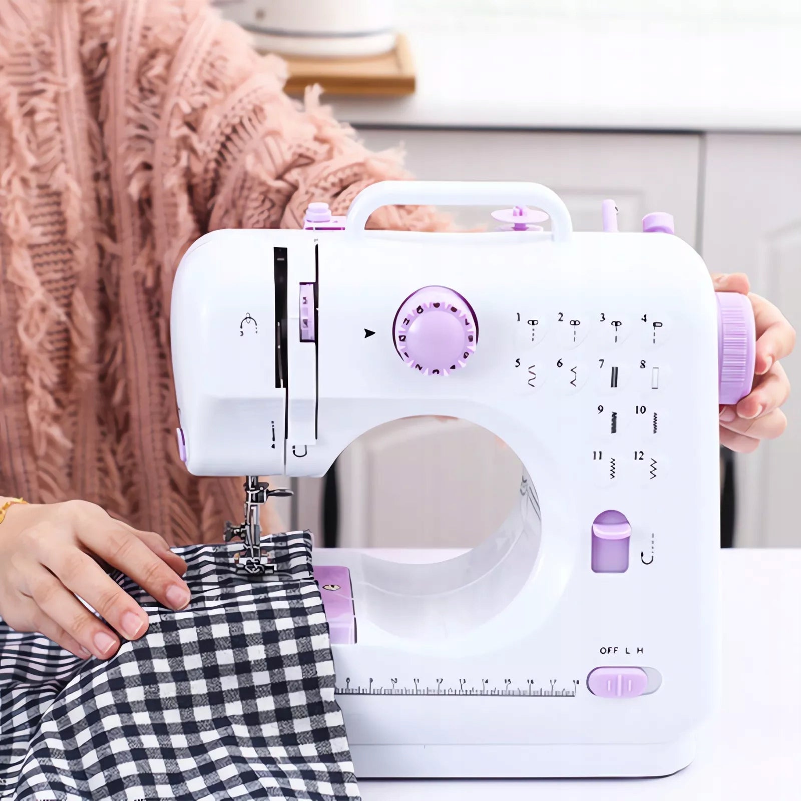 MINI SEWING MACHINE PORTABLE PRACTICAL FOR CLOTHES ZIPPER BUTTONS PANTS Manufacturer code 786786786