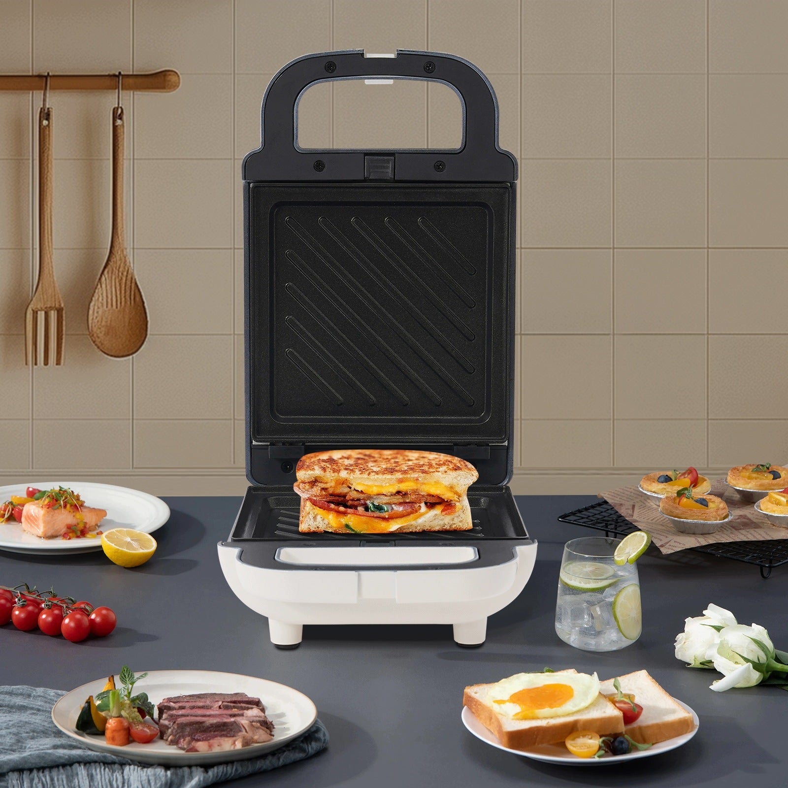 MULTIFUNCTIONAL SANDWICH TOASTER 650W WAFFLE MAKING BREAKFAST MACHINE Packaging status original