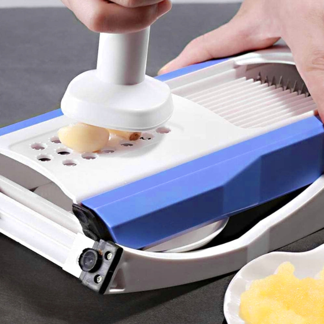 MULTIFUNCTIONAL SLICER SHREDDER FOR VEGETABLES AND FRUITS EAN (GTIN) 6975912031319